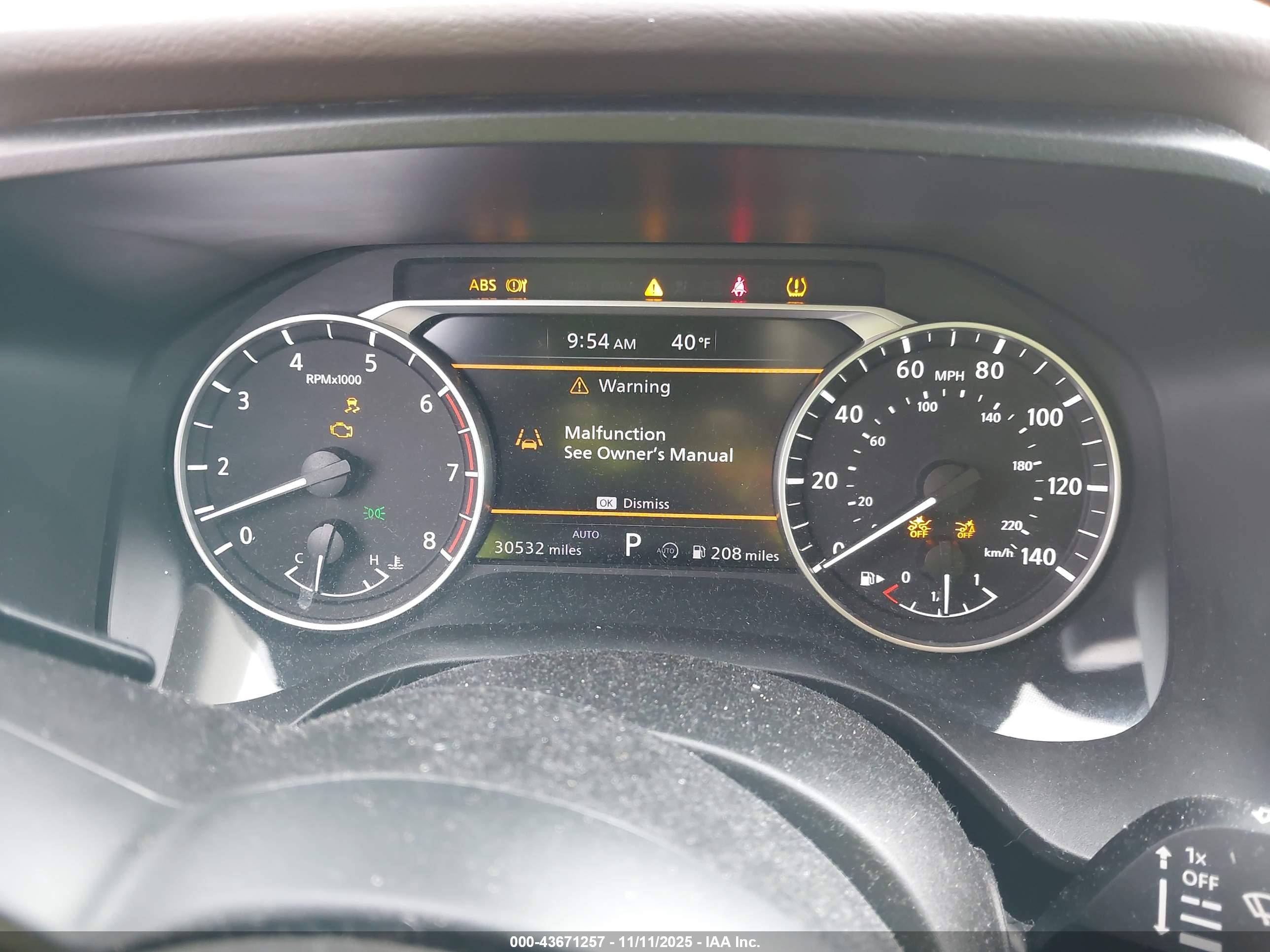 NISSAN ROGUE image 7