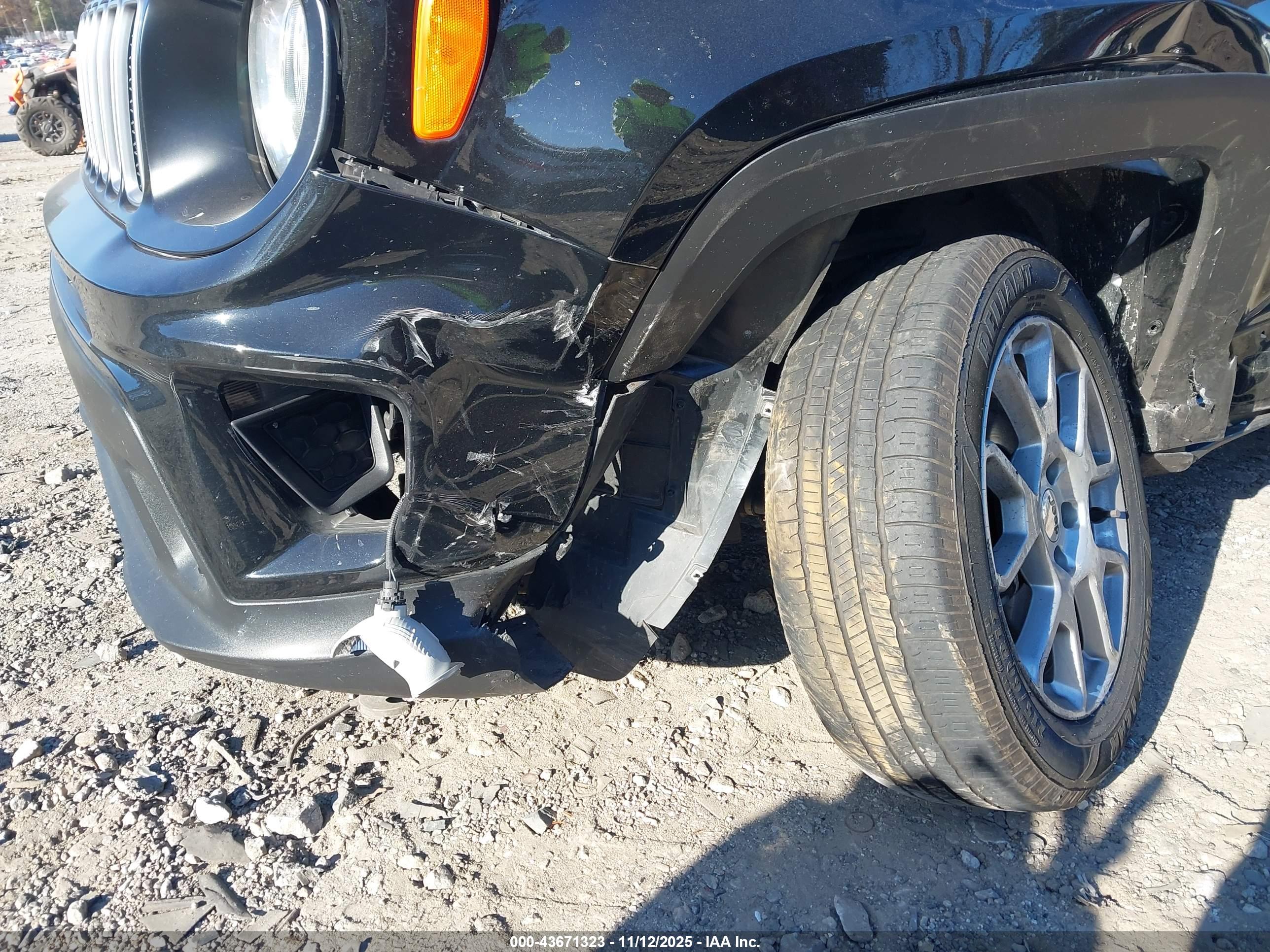 JEEP RENEGADE image 6