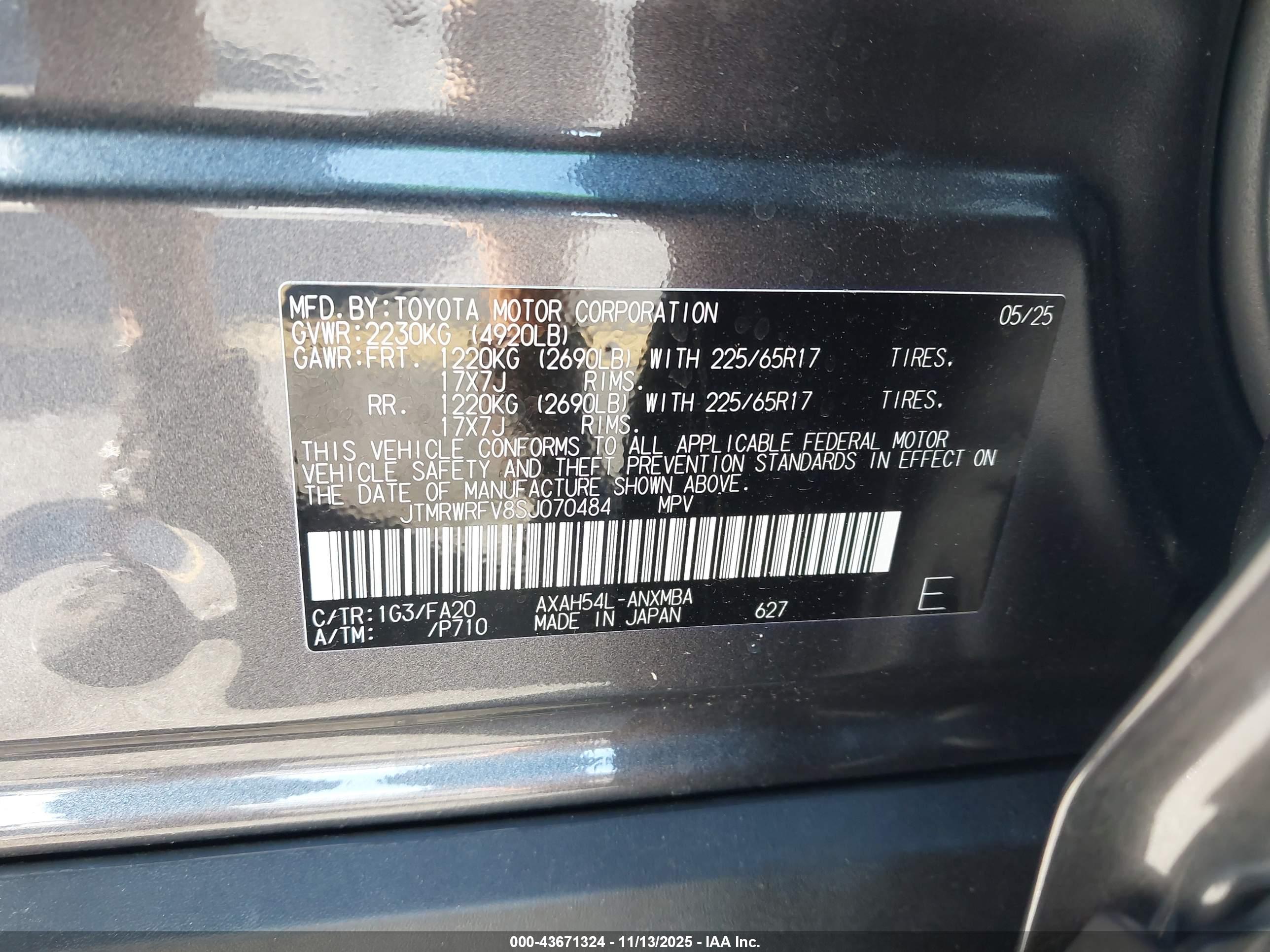TOYOTA RAV4 image 9