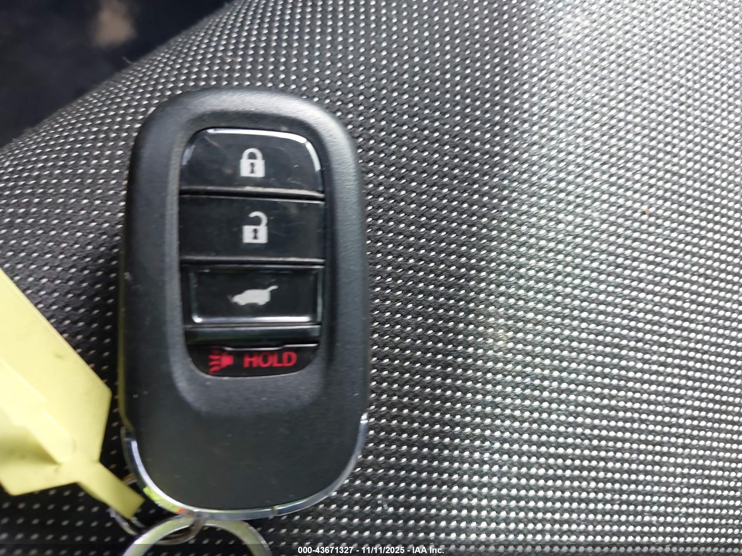 HONDA CR-V image 11