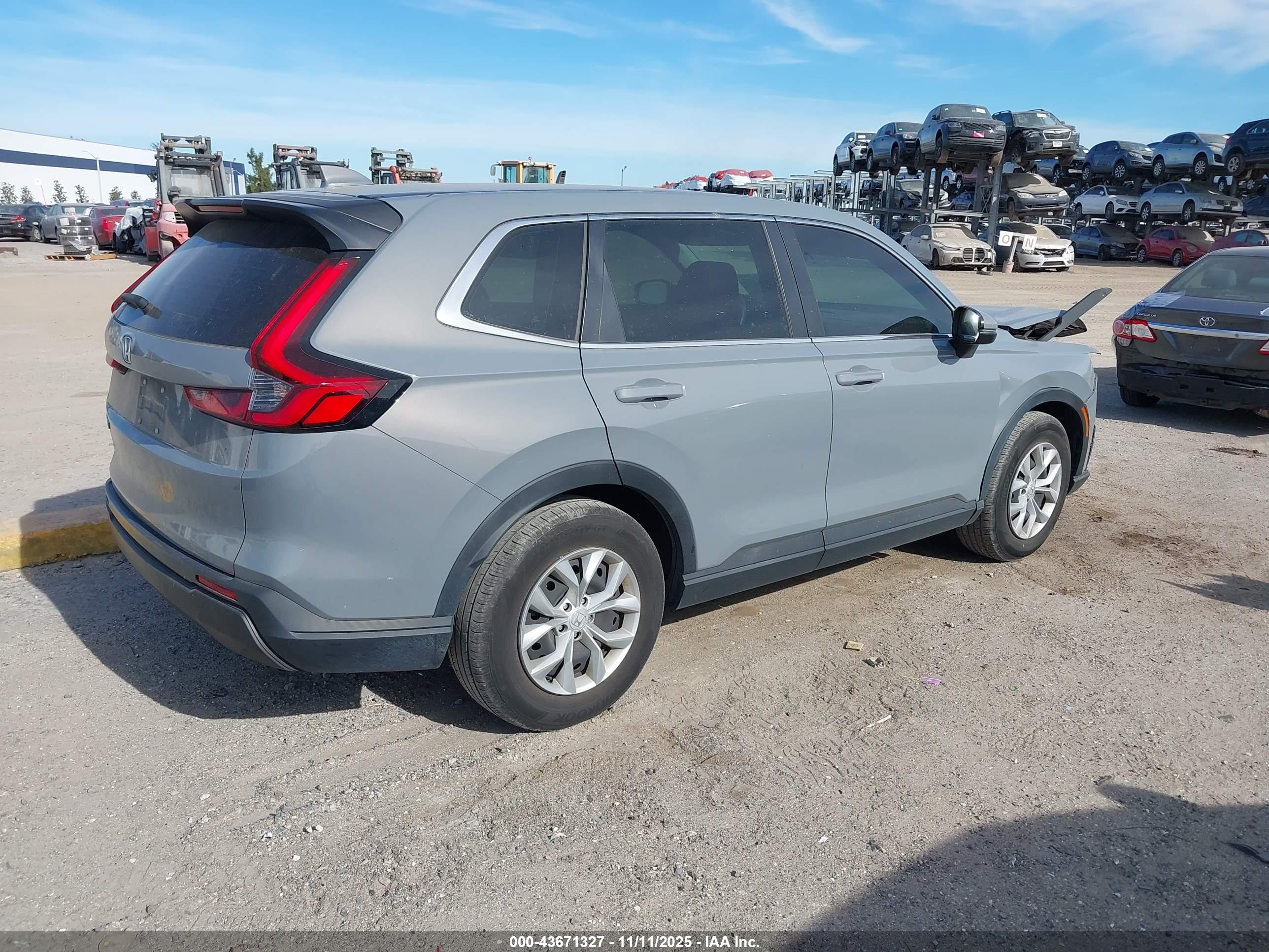 HONDA CR-V image 4