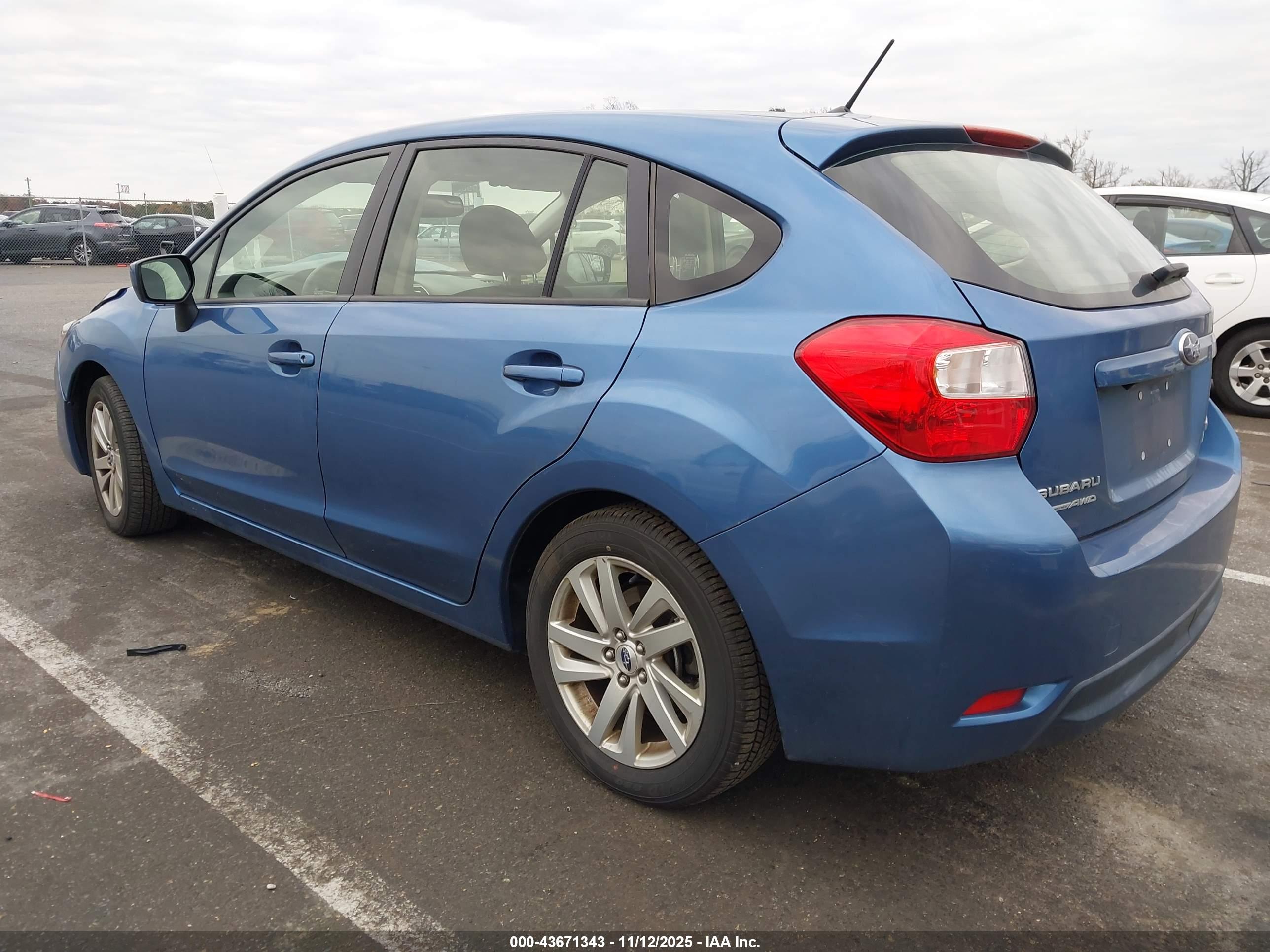 SUBARU IMPREZA image 3