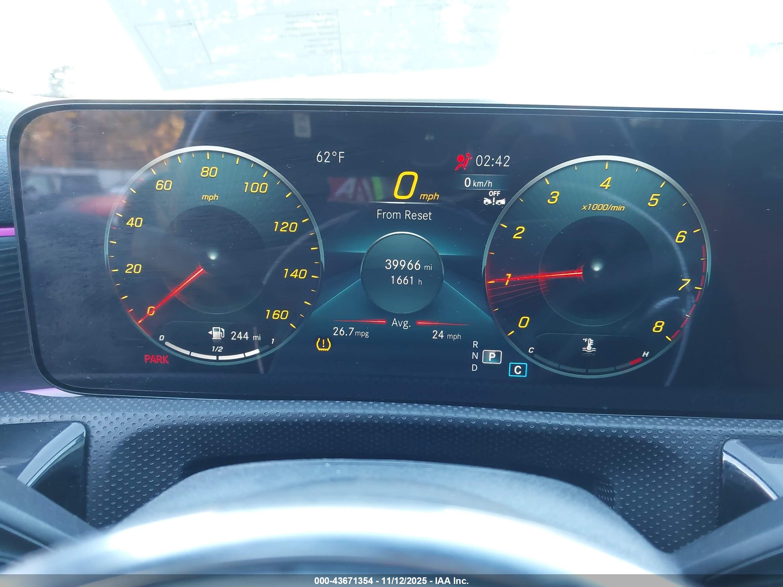 MERCEDES-BENZ CLA image 7