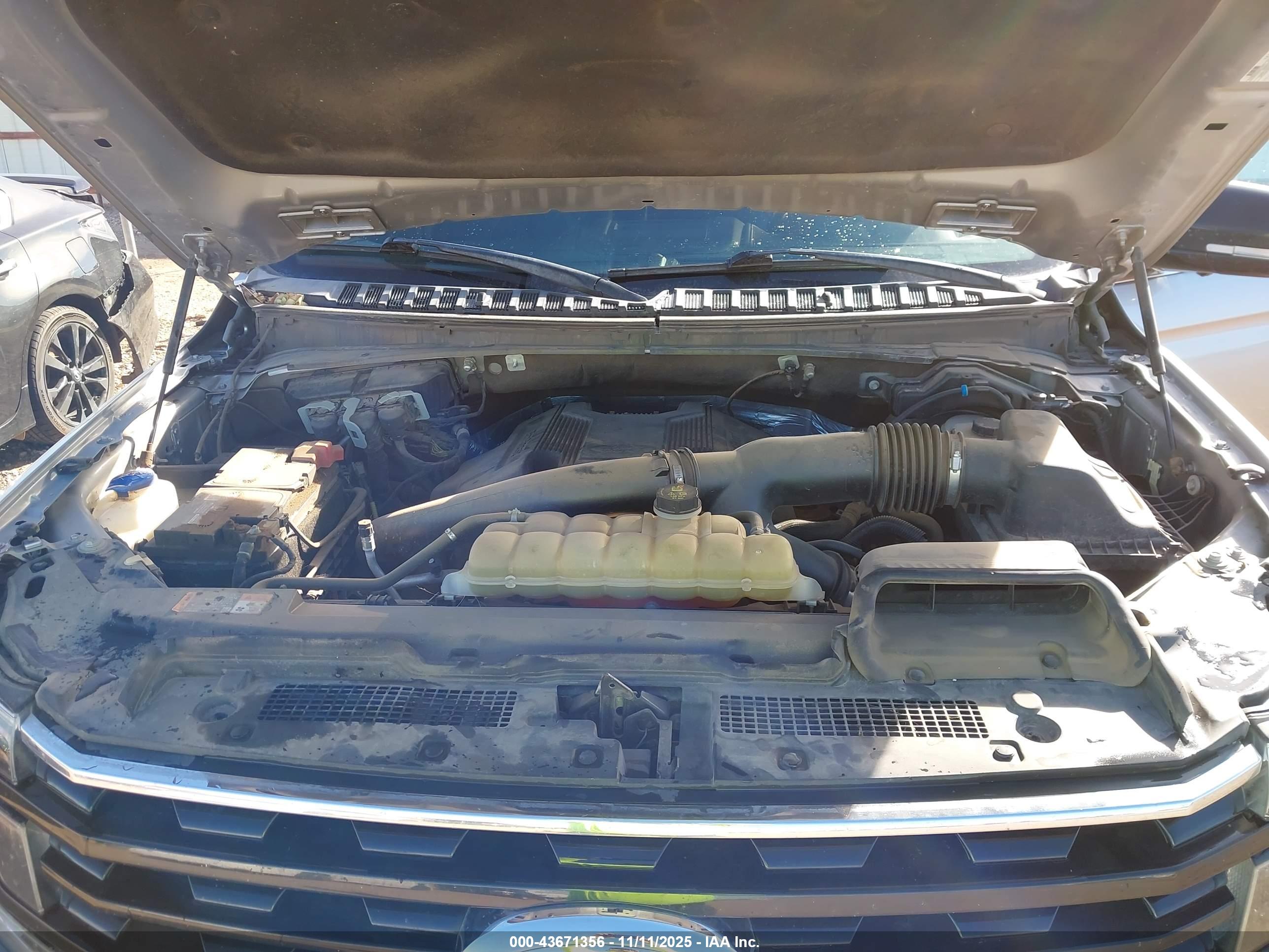 FORD EXPEDITION image 10