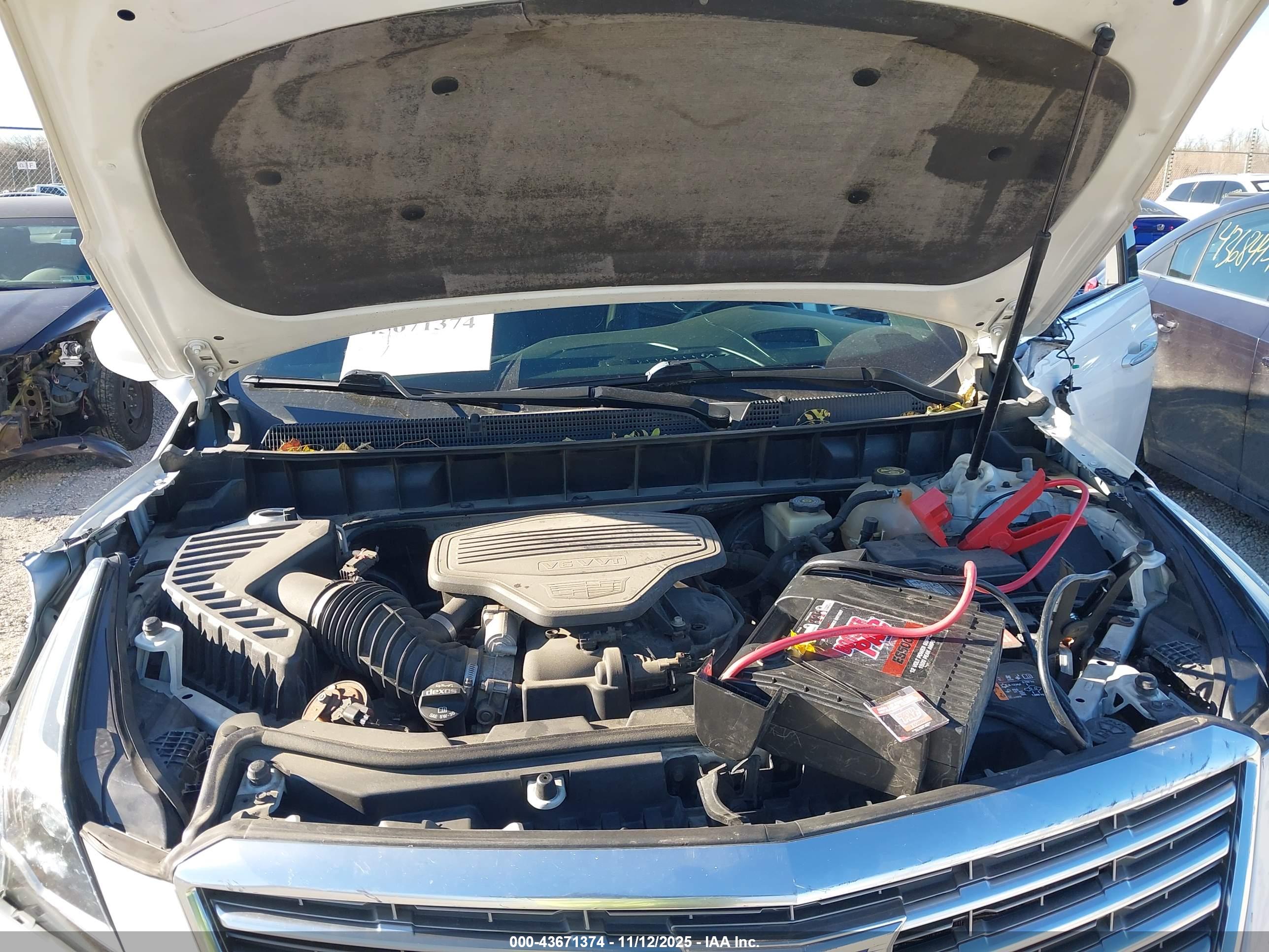 CADILLAC XT5 image 10