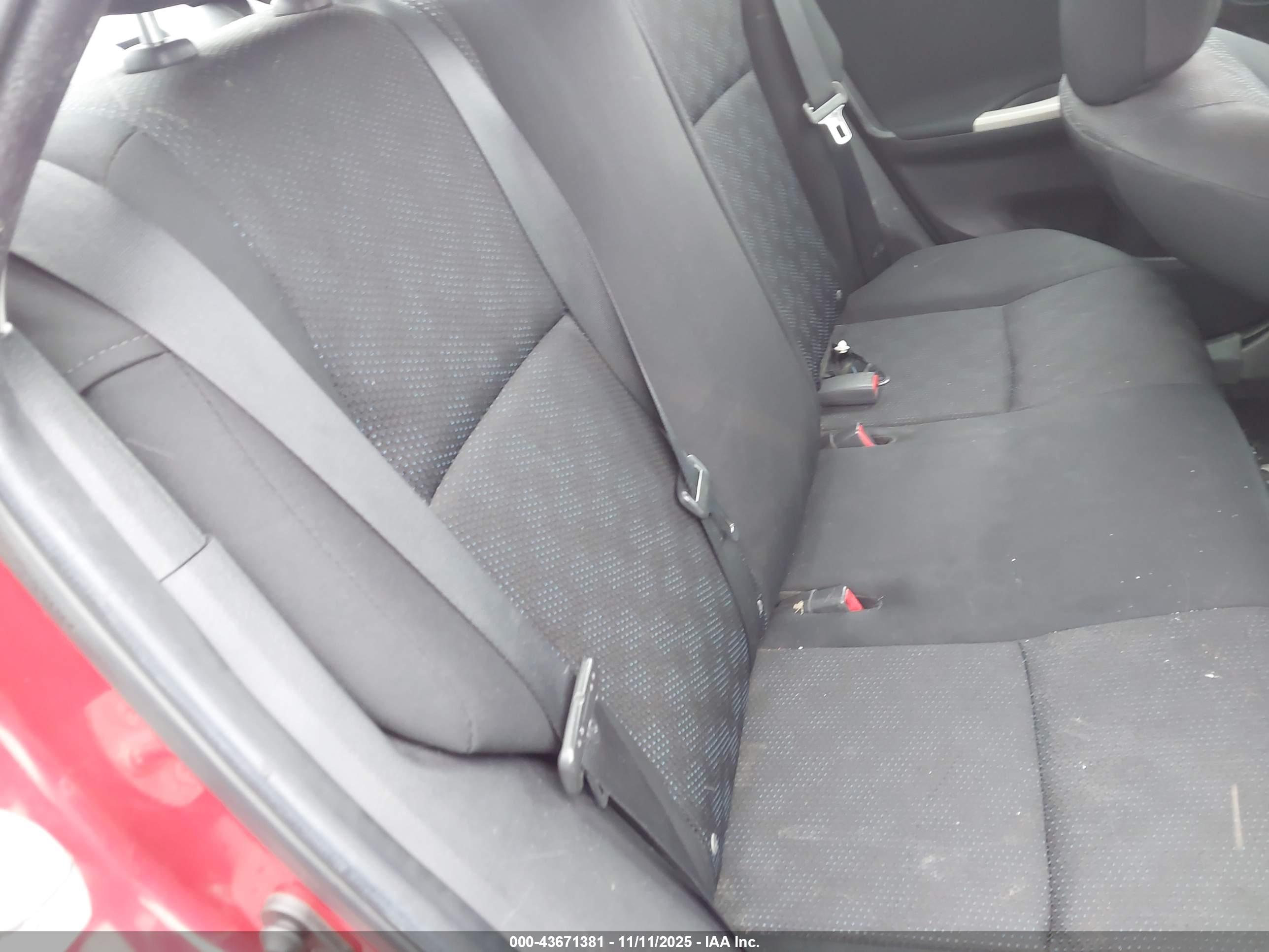 TOYOTA COROLLA image 8