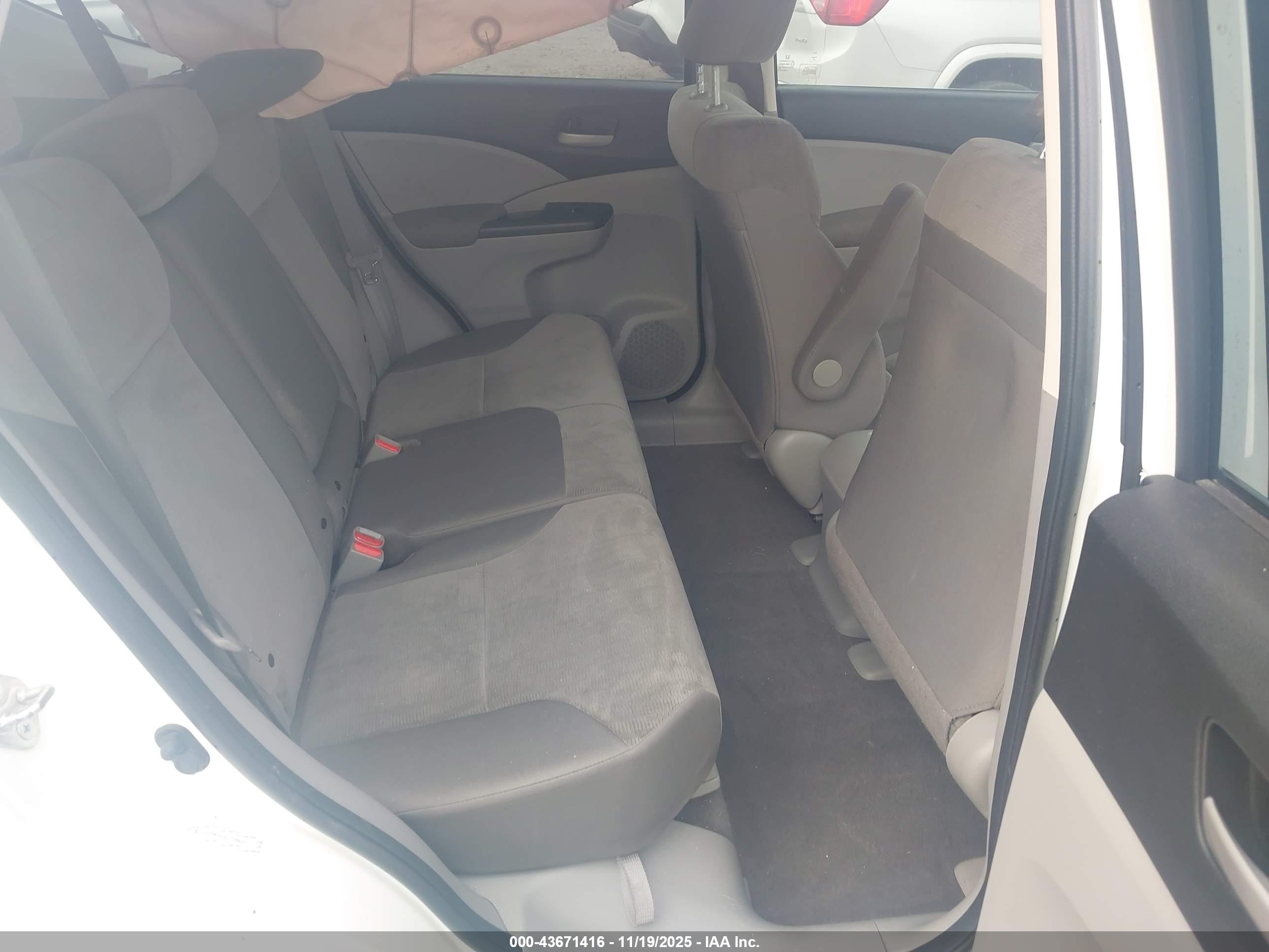 HONDA CR-V image 8