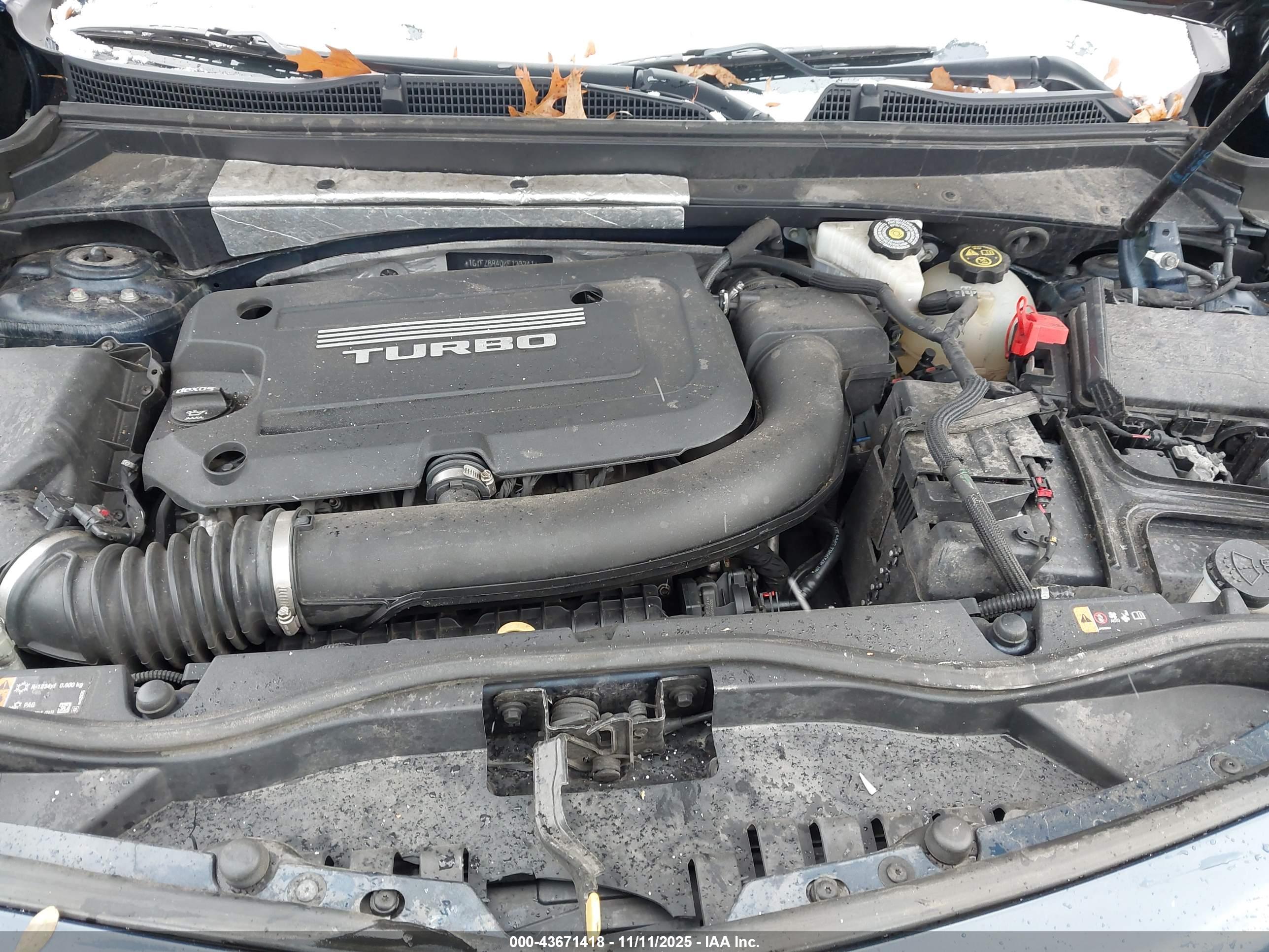 CADILLAC XT4 image 10