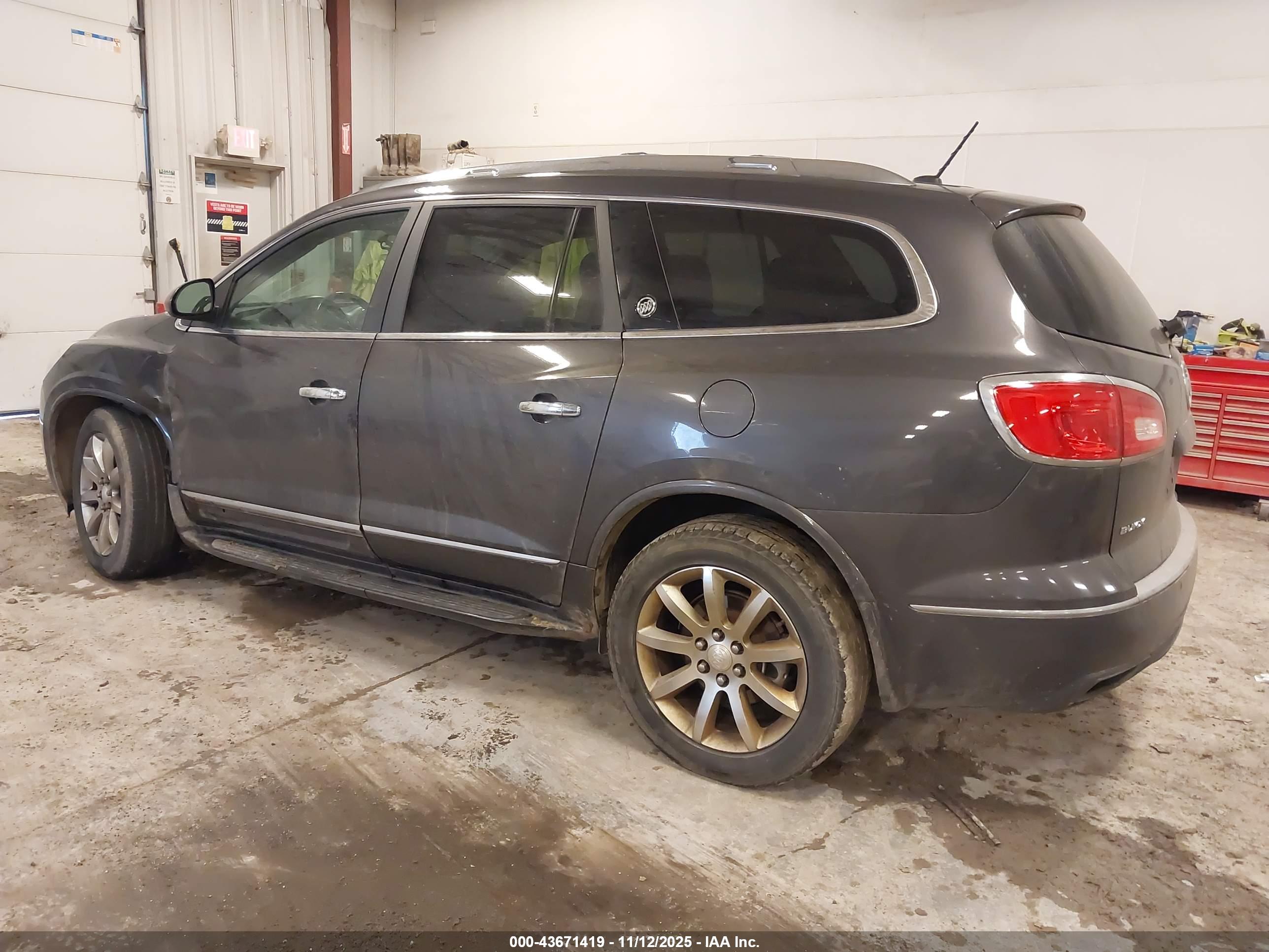 BUICK ENCLAVE image 3