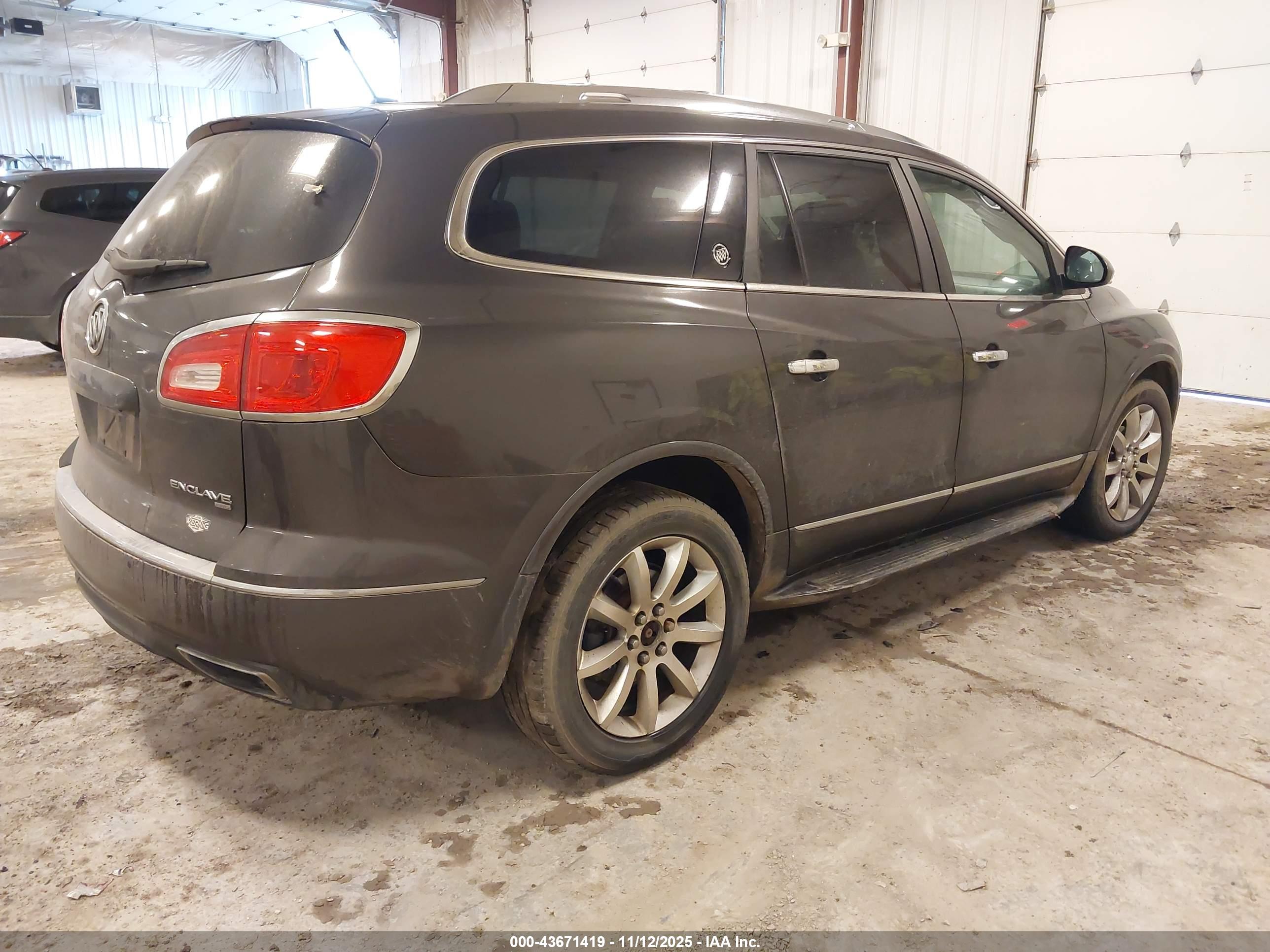 BUICK ENCLAVE image 4