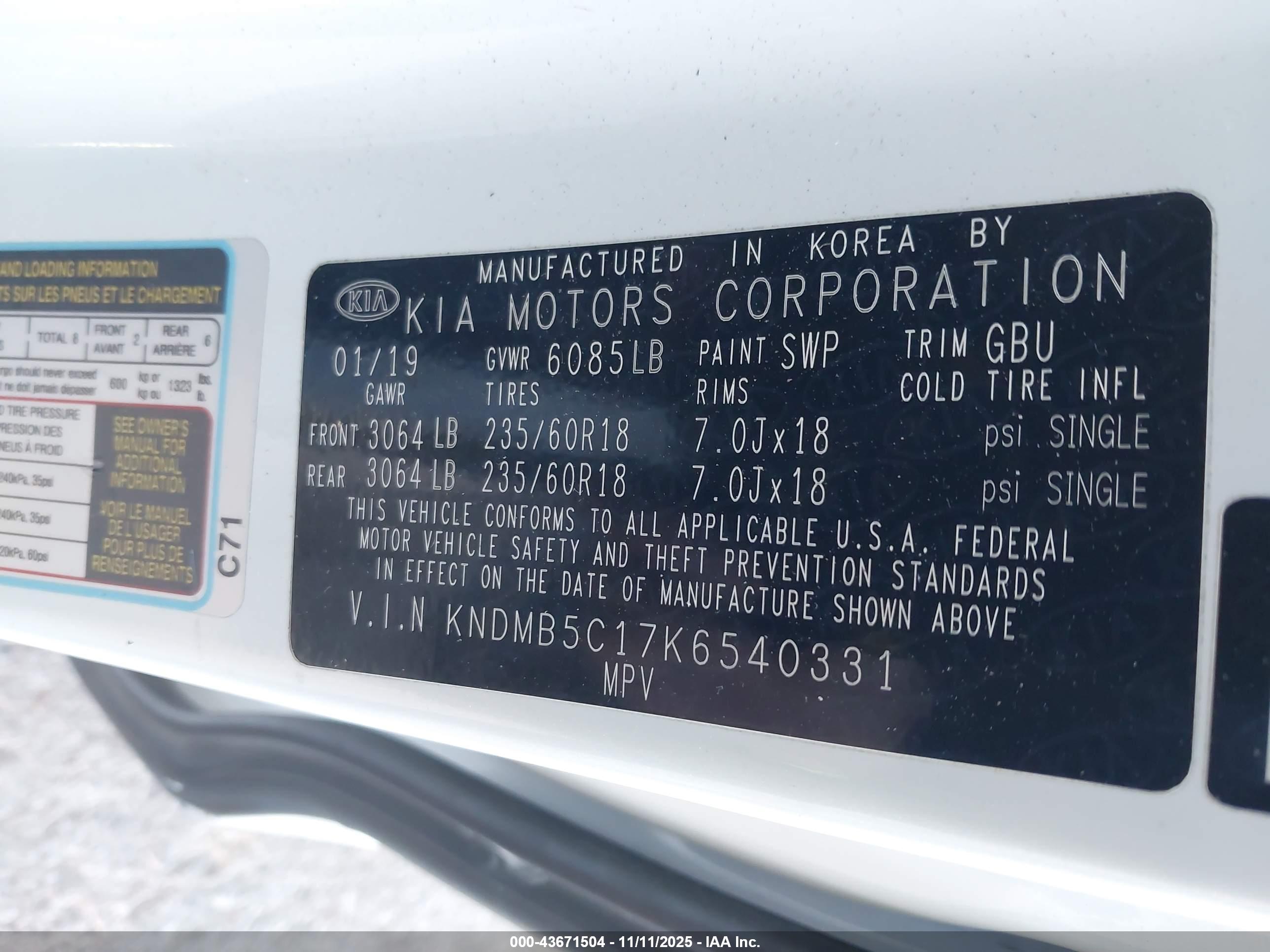 KIA SEDONA image 9