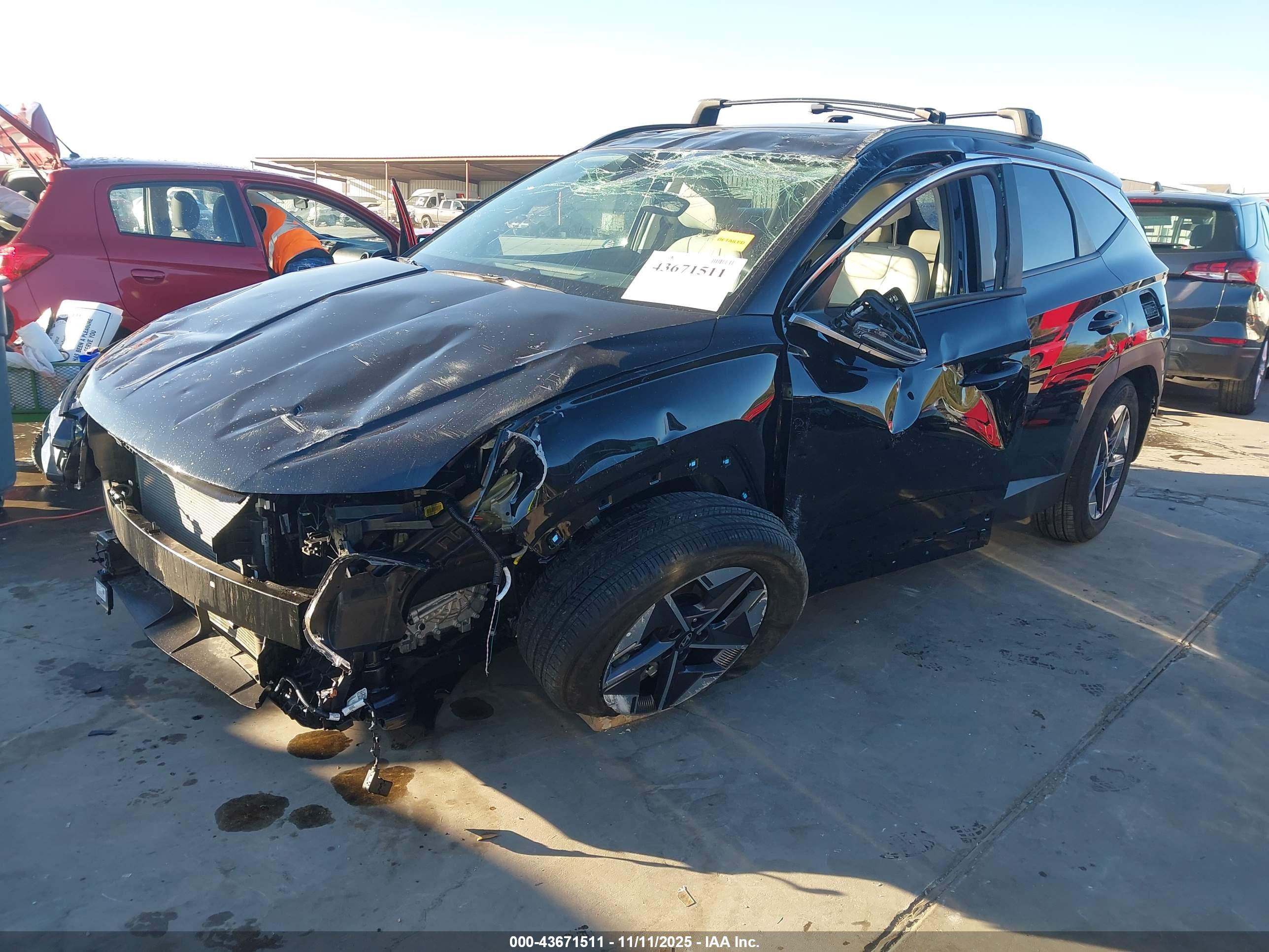 HYUNDAI TUCSON image 2