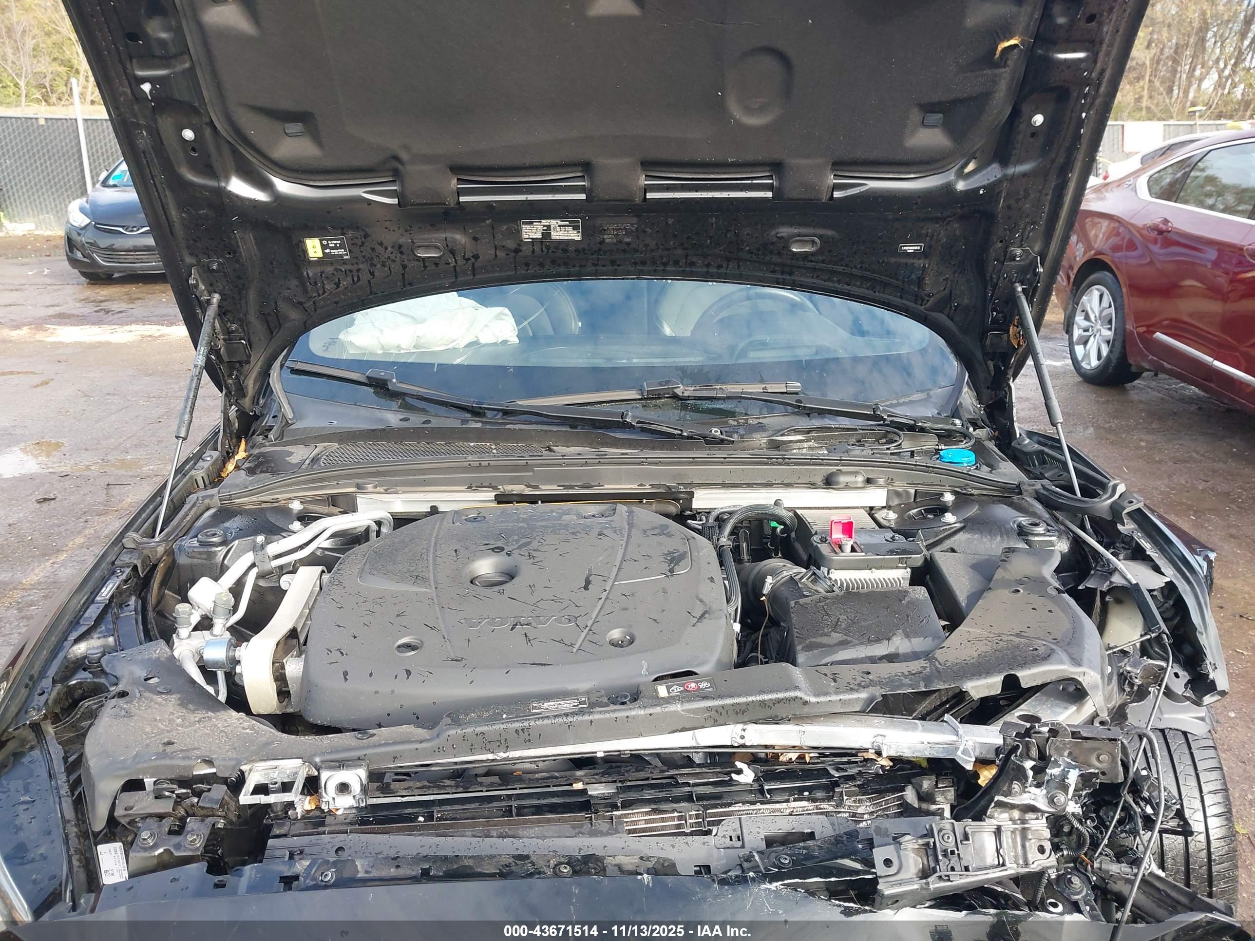 VOLVO S60 image 10