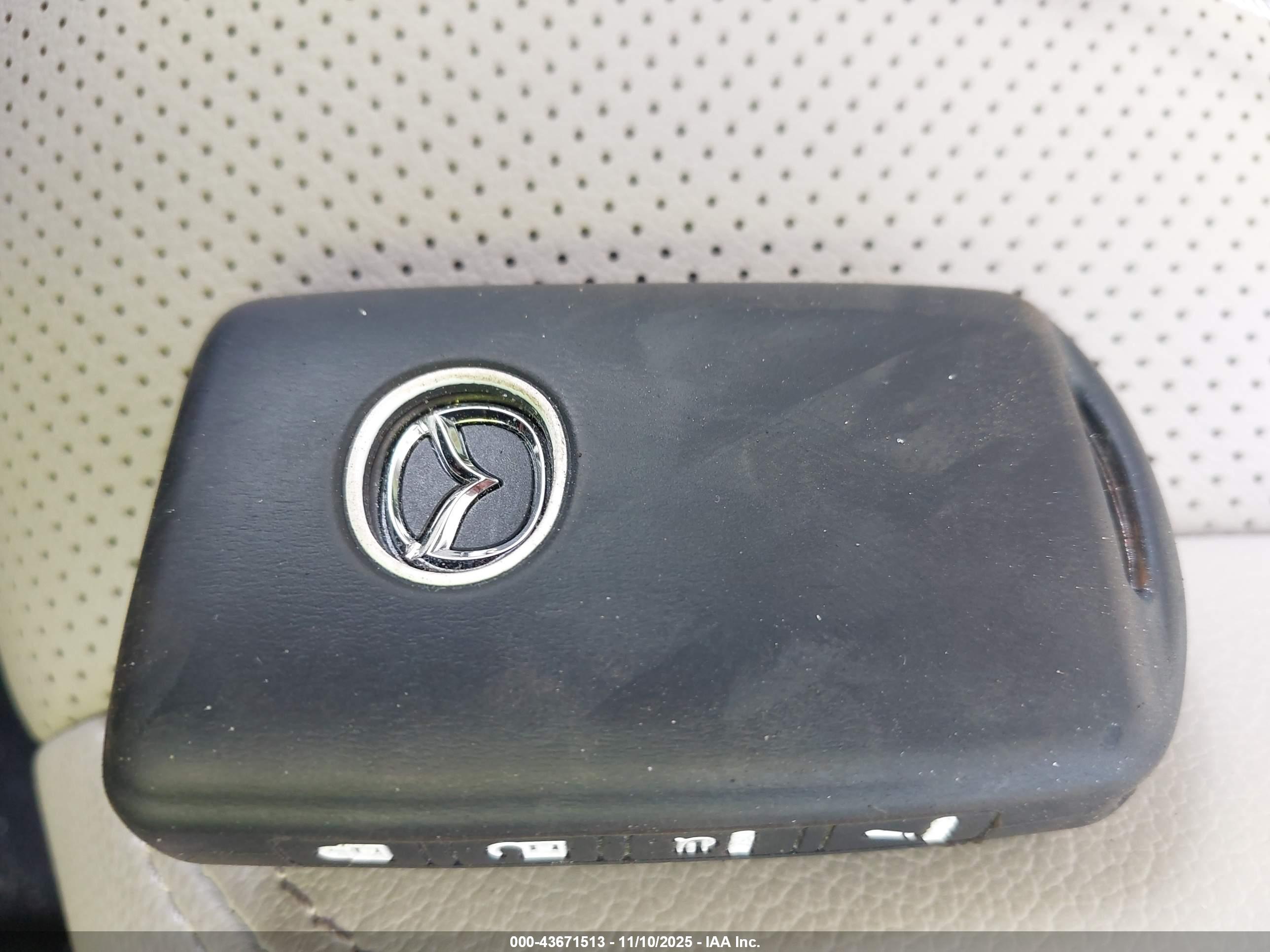 MAZDA CX-70 image 11