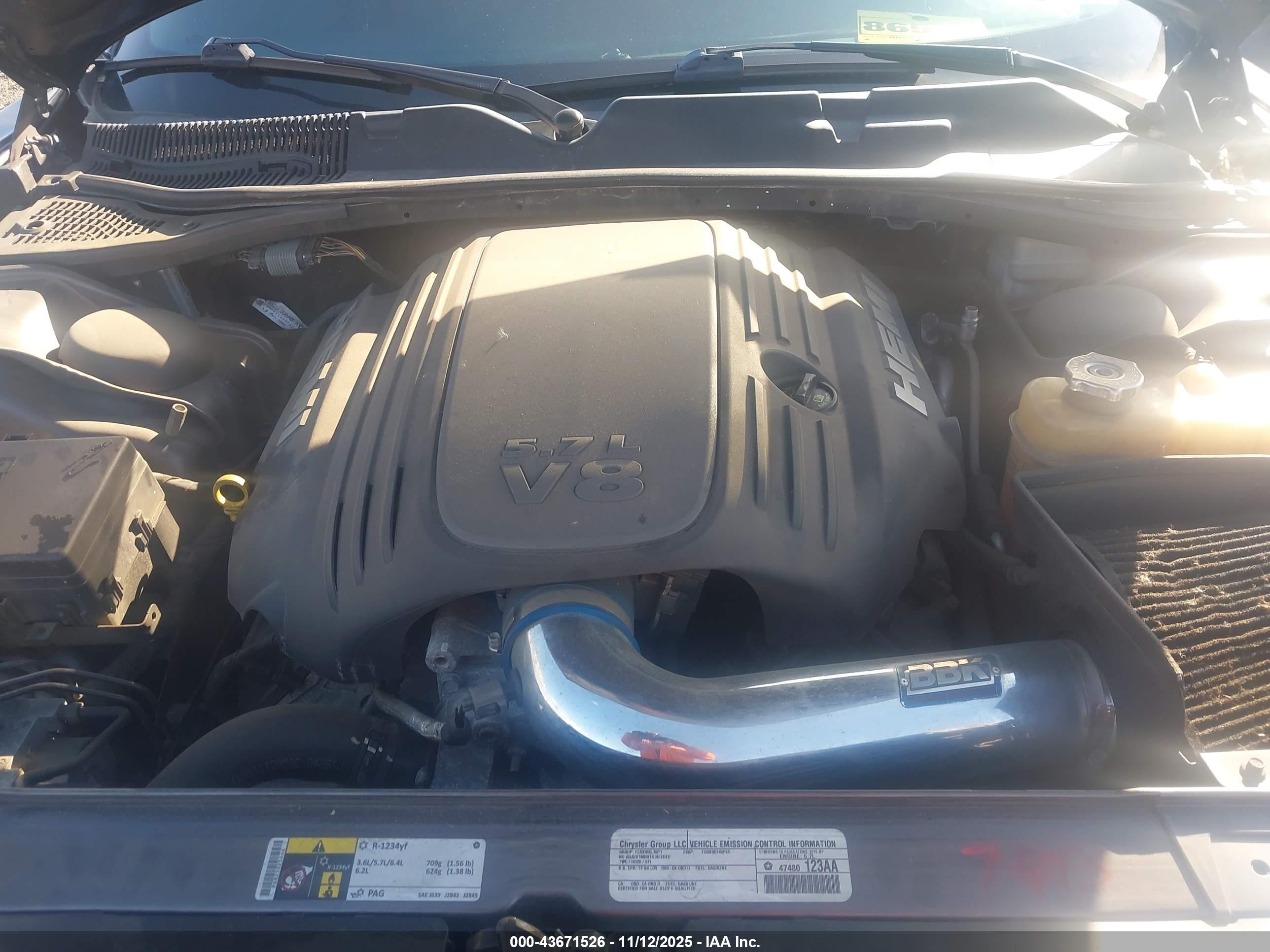 DODGE CHALLENGER image 10