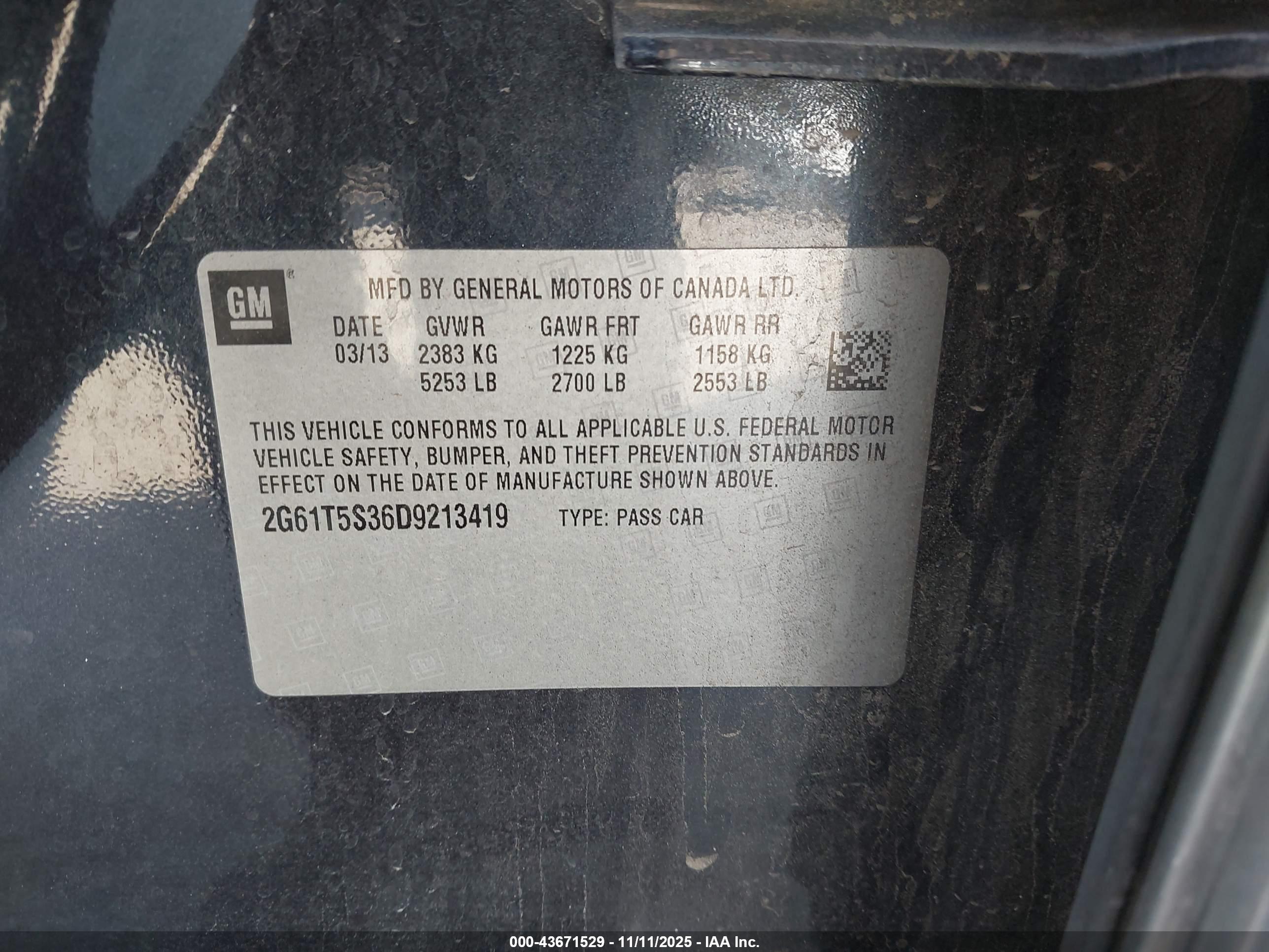 CADILLAC XTS image 9