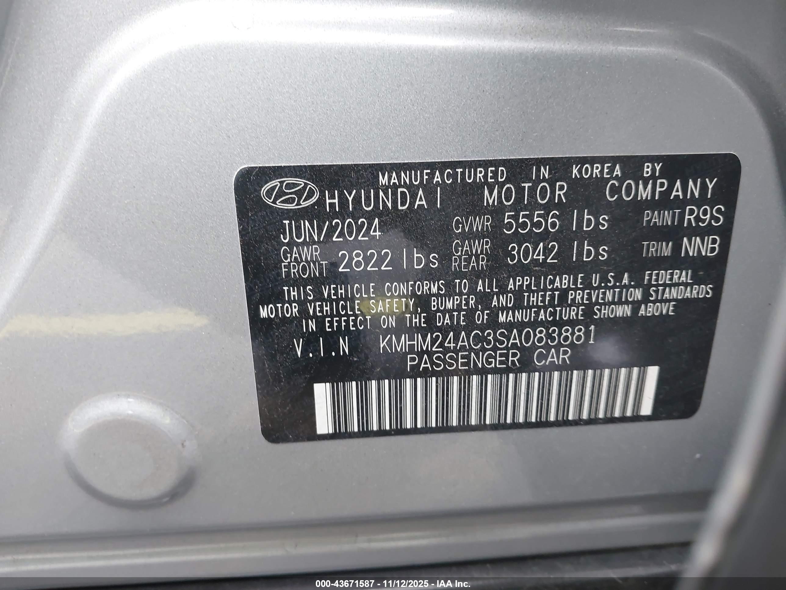 HYUNDAI IONIQ image 9