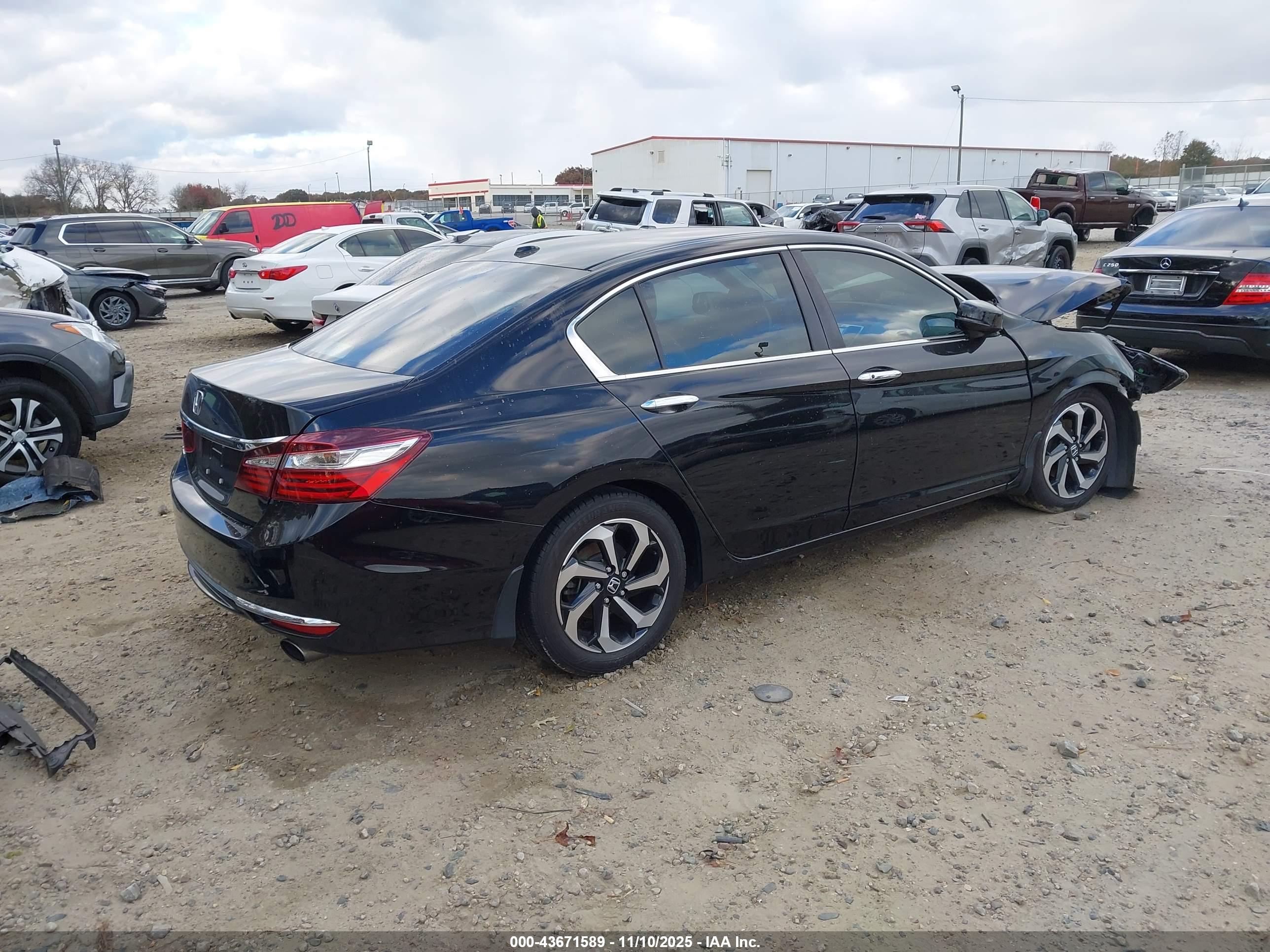 HONDA ACCORD image 4