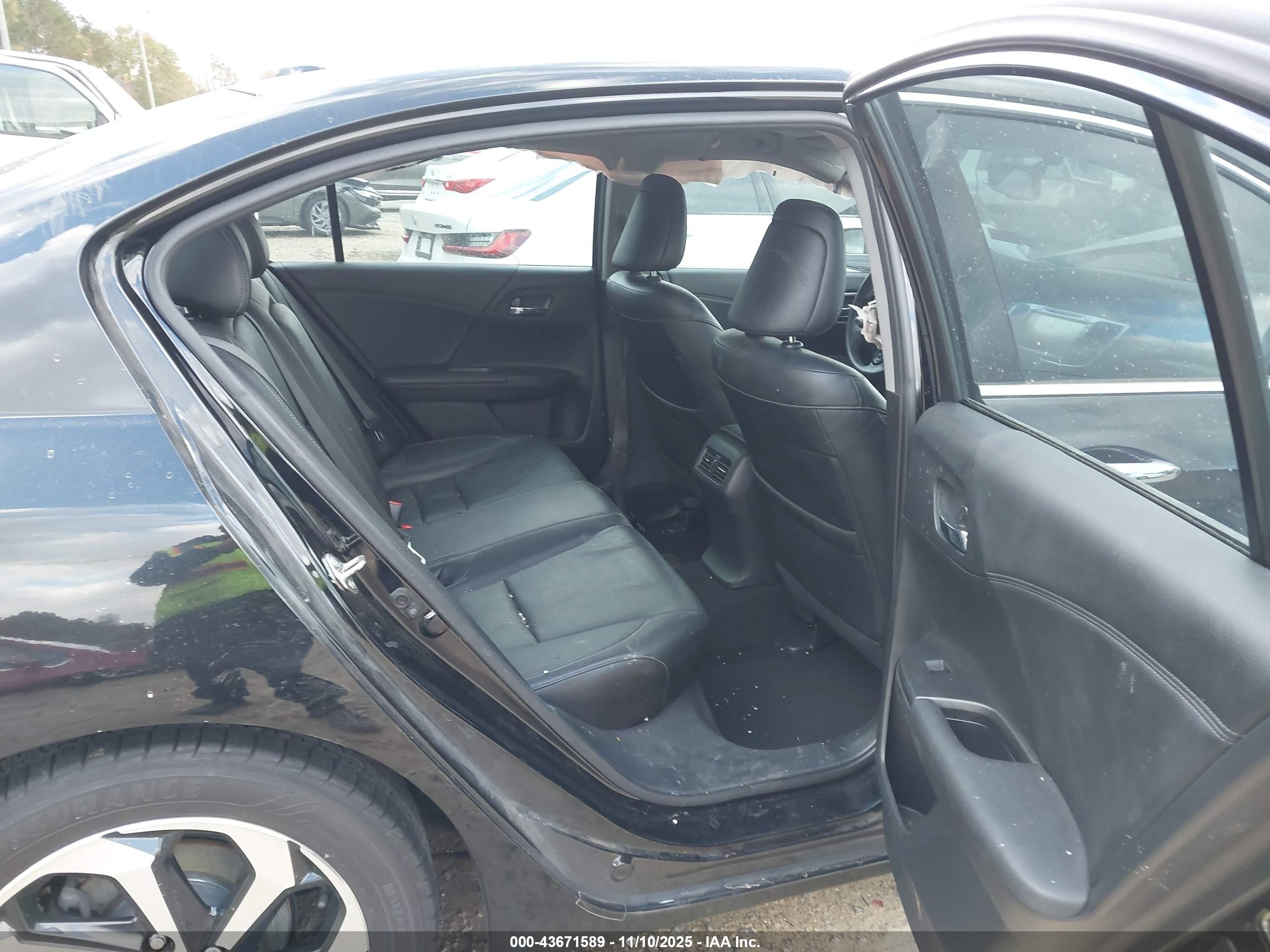 HONDA ACCORD image 8
