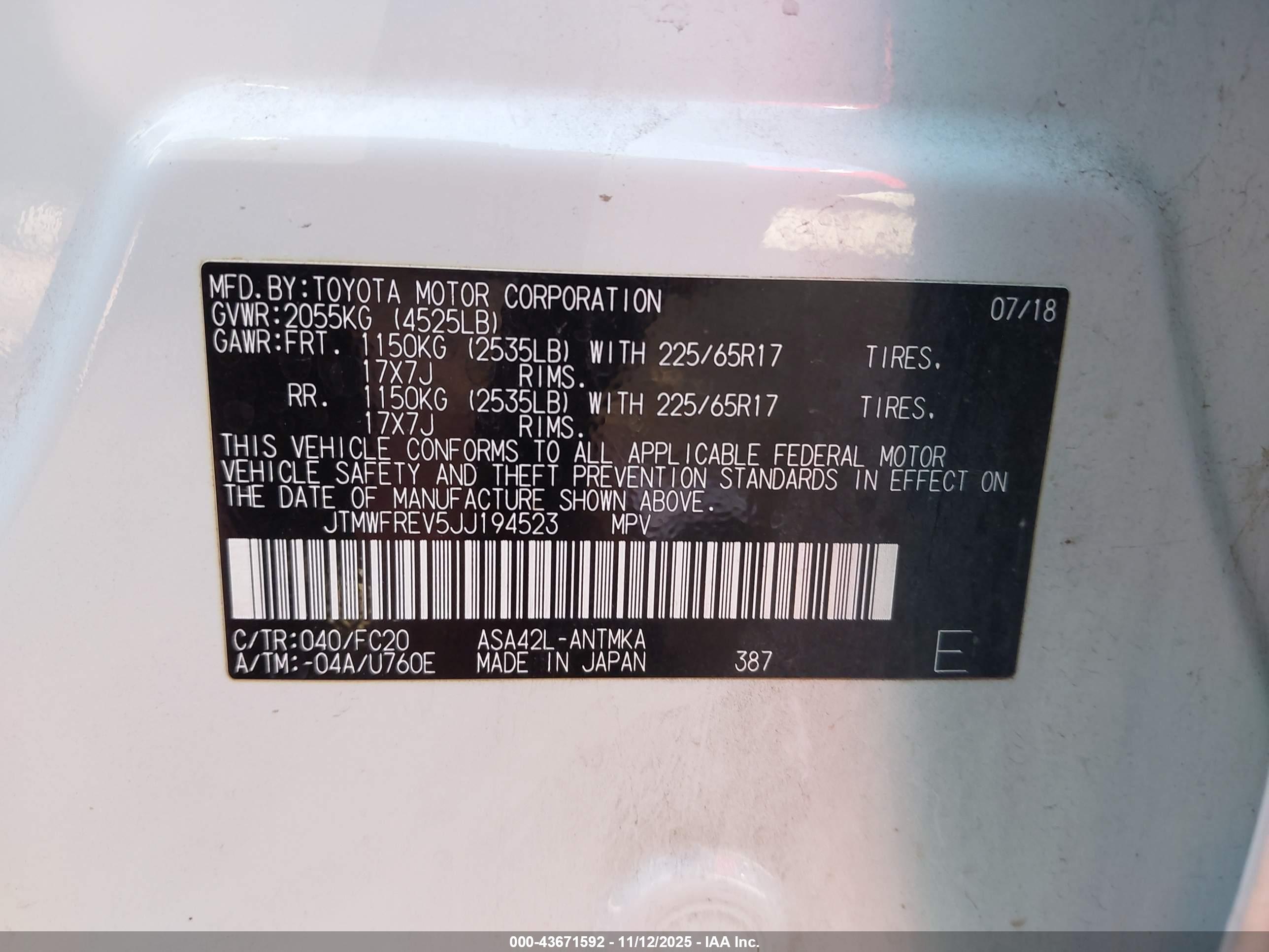 TOYOTA RAV4 image 9