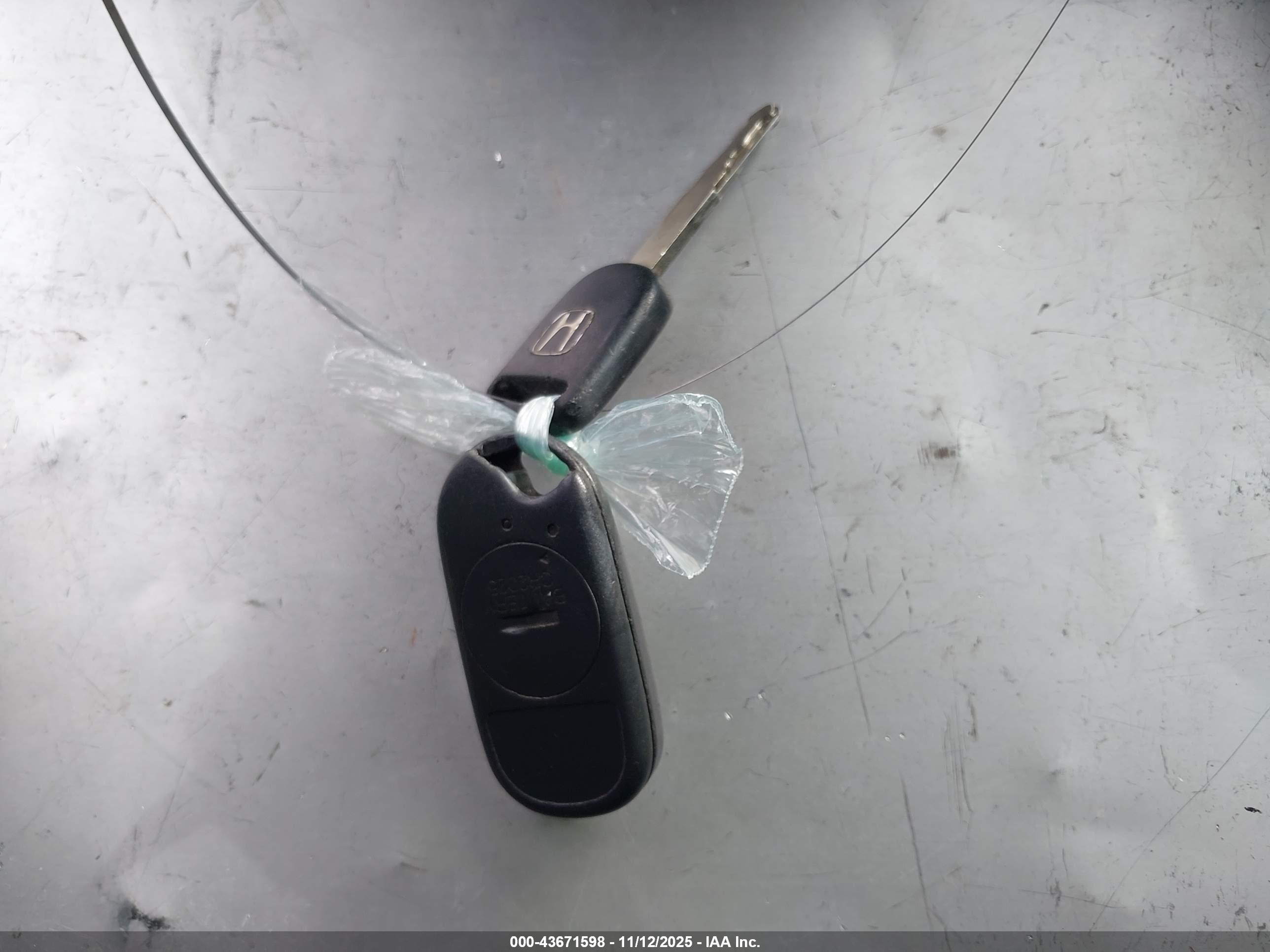 HONDA CIVIC image 11