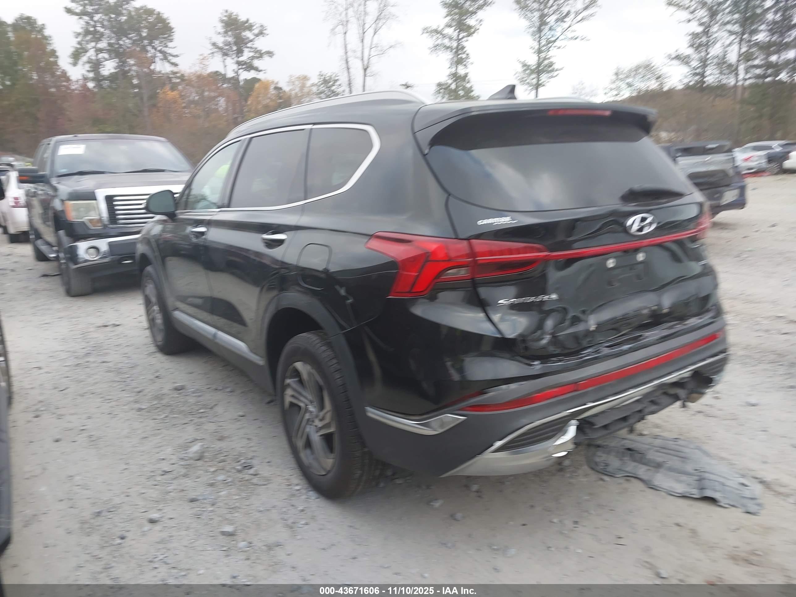 HYUNDAI SANTA image 3