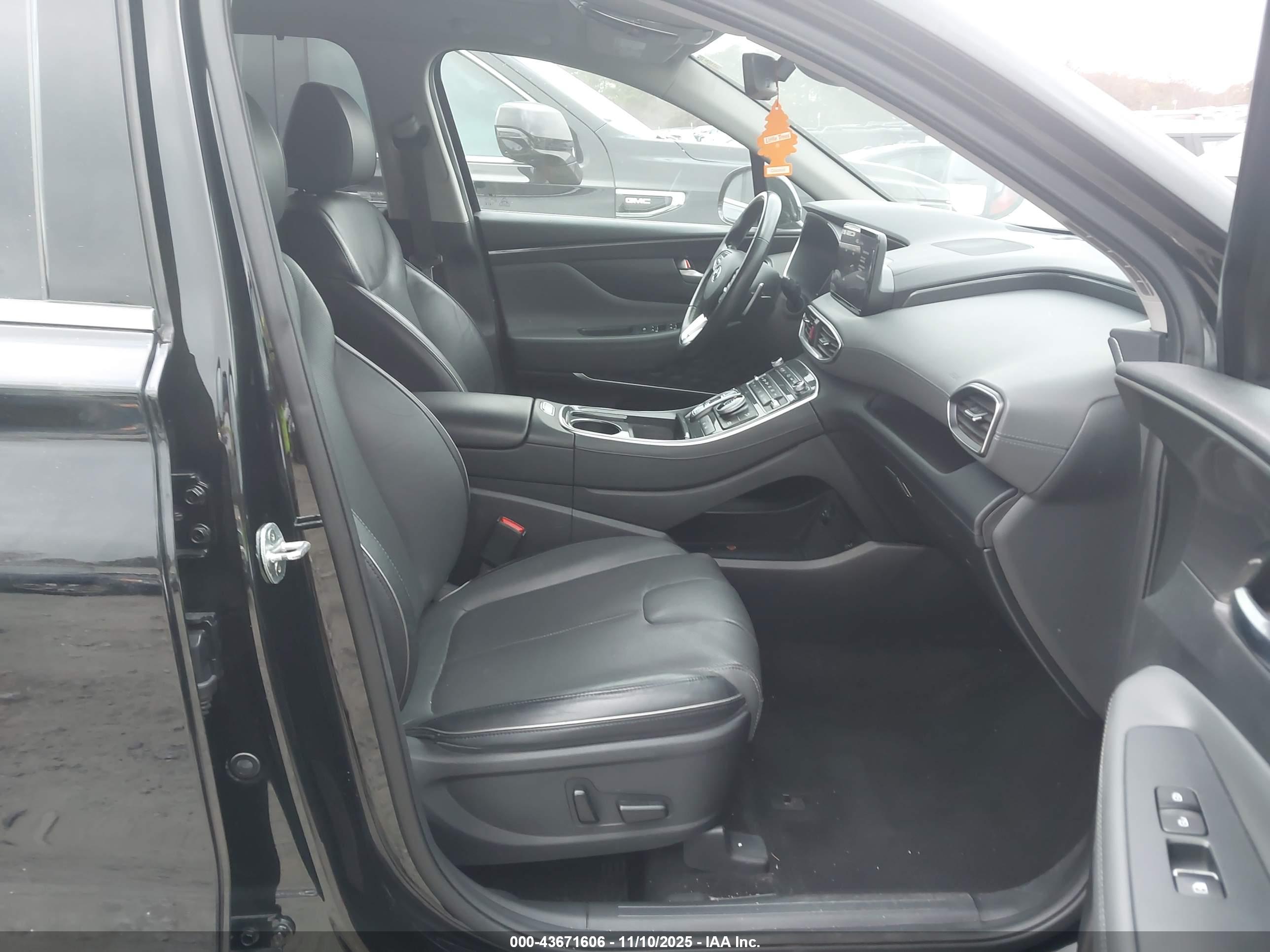 HYUNDAI SANTA image 5
