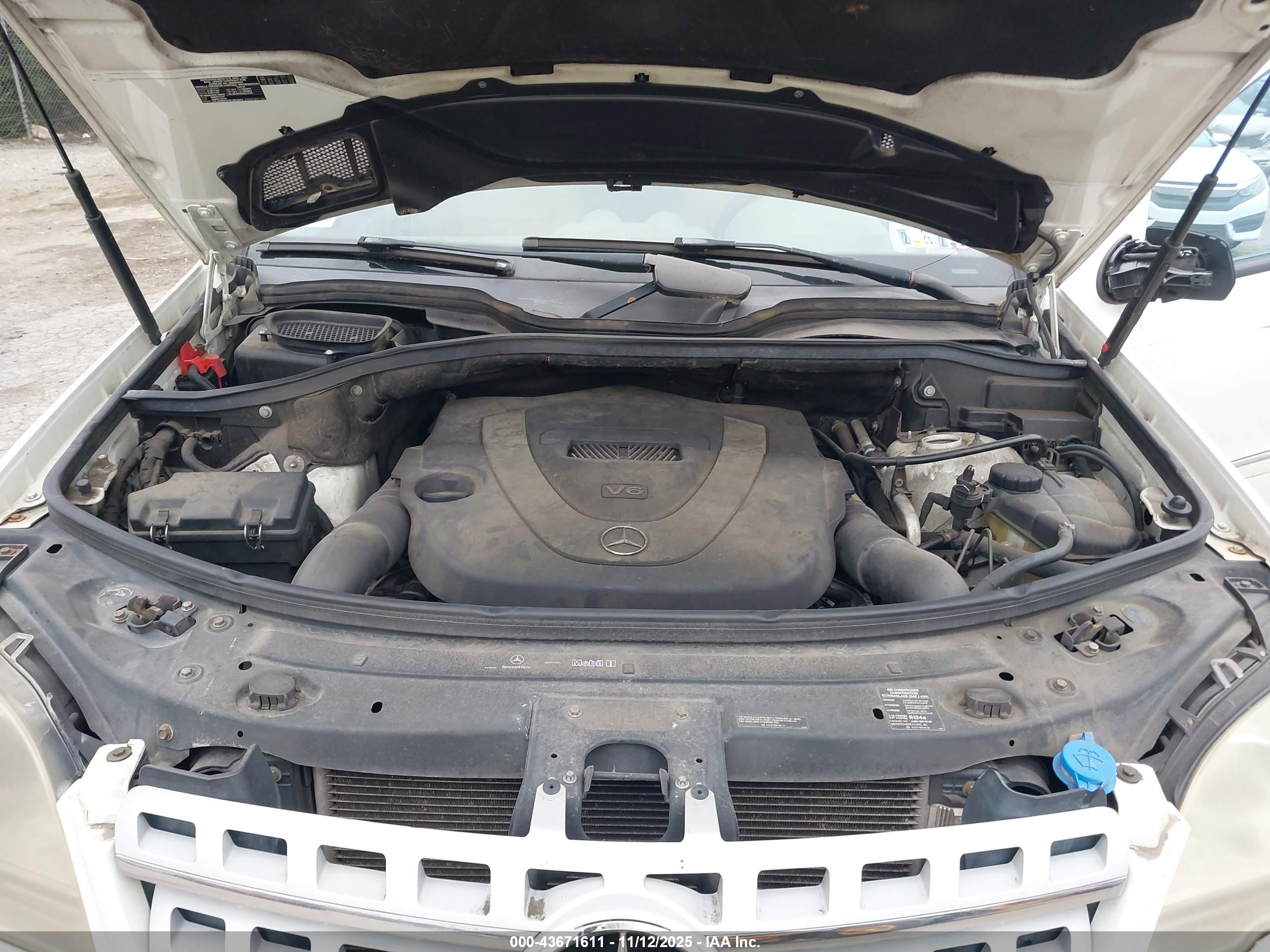 MERCEDES-BENZ ML image 10