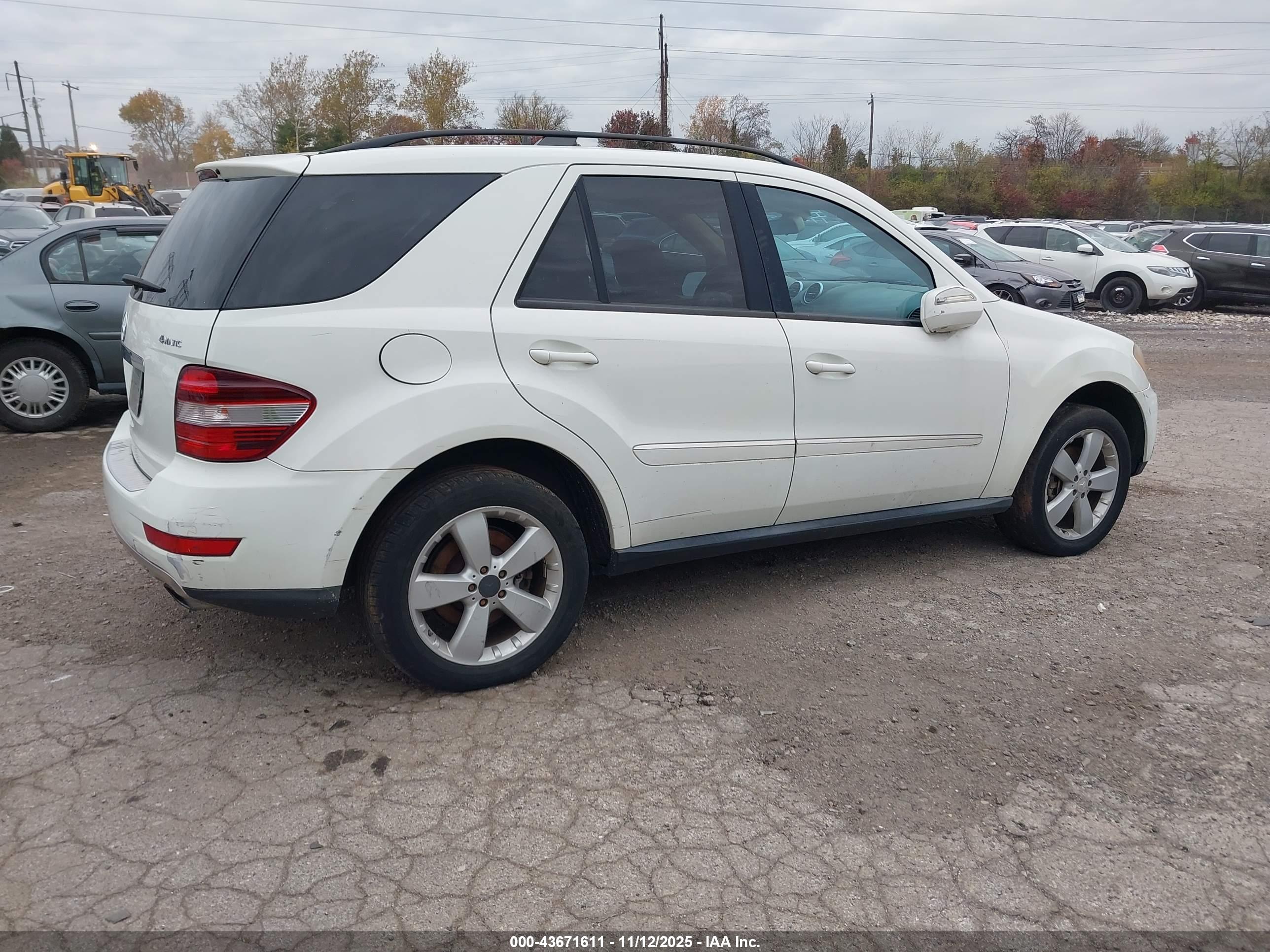 MERCEDES-BENZ ML image 4