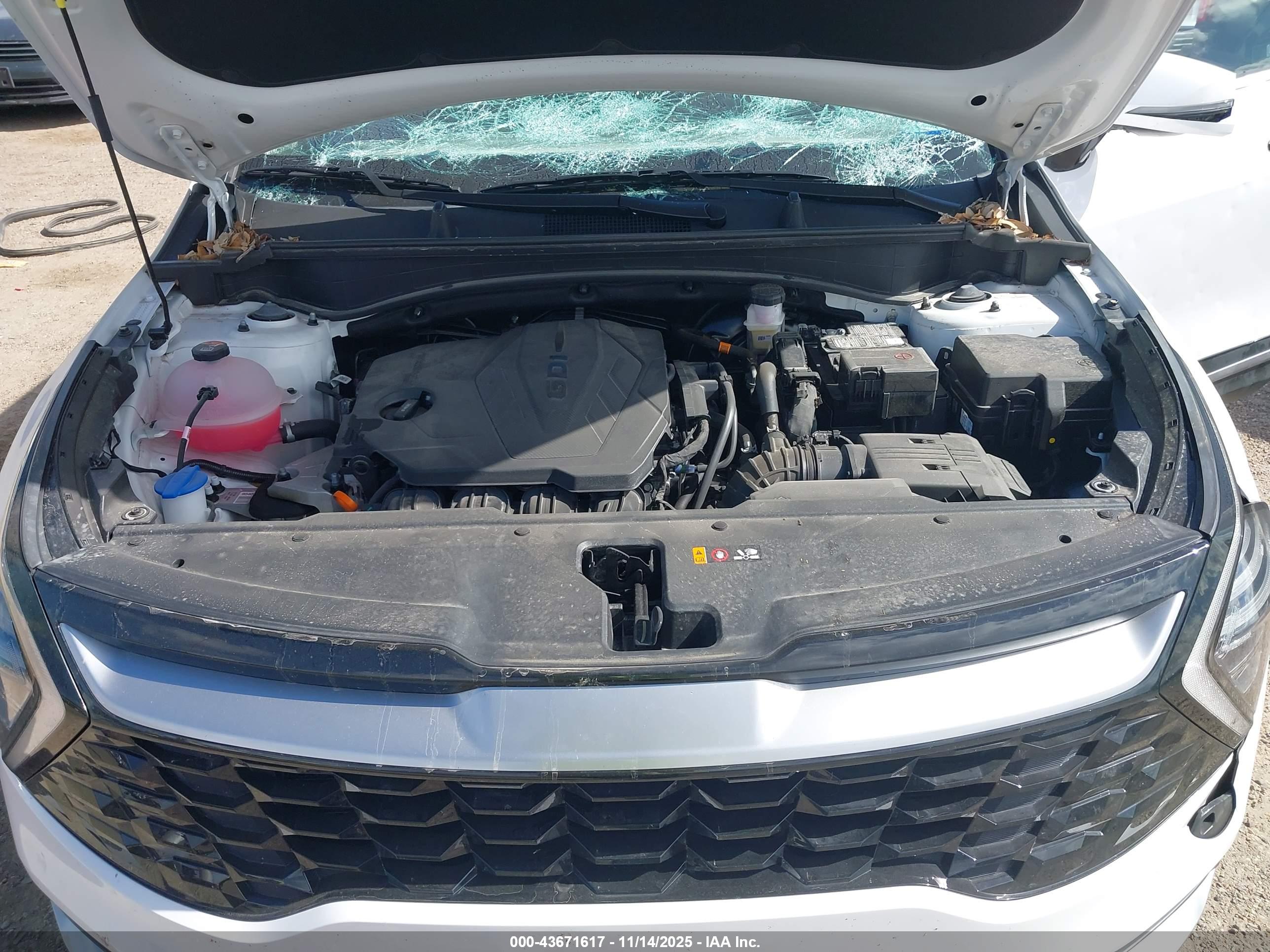 KIA SPORTAGE image 10
