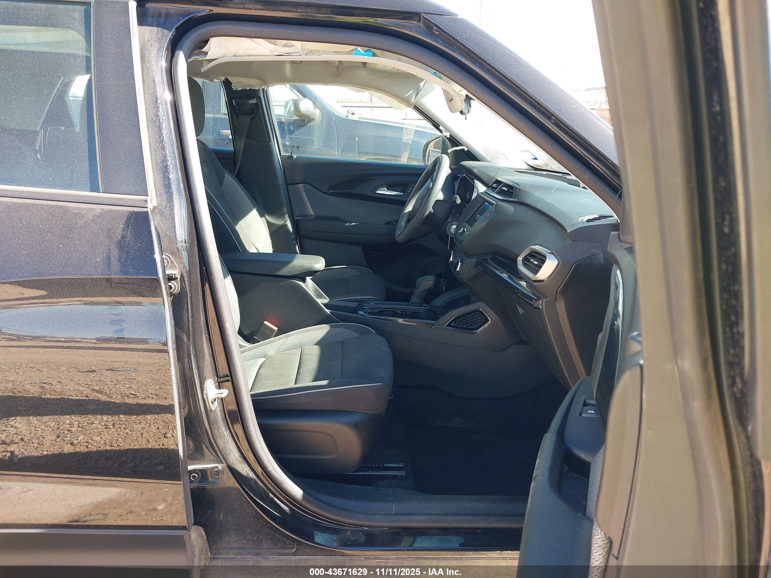 CHEVROLET TRAILBLAZER image 5