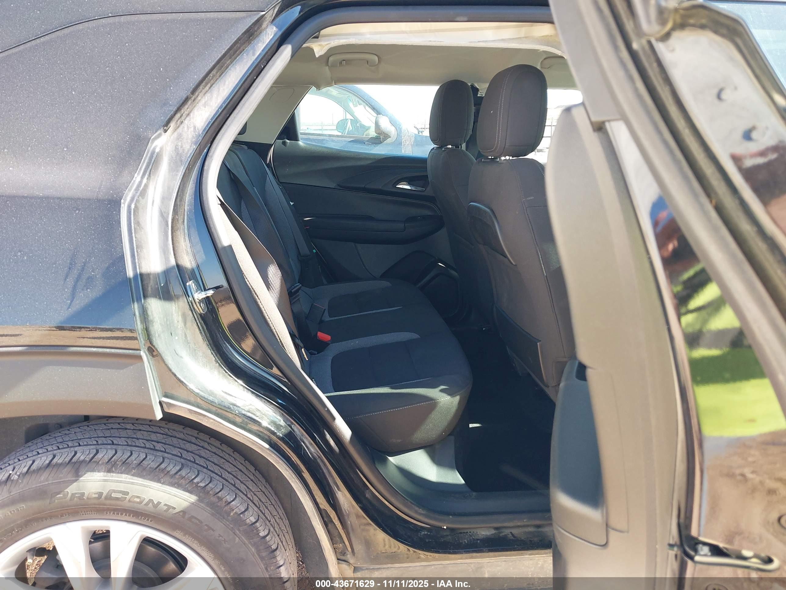 CHEVROLET TRAILBLAZER image 8