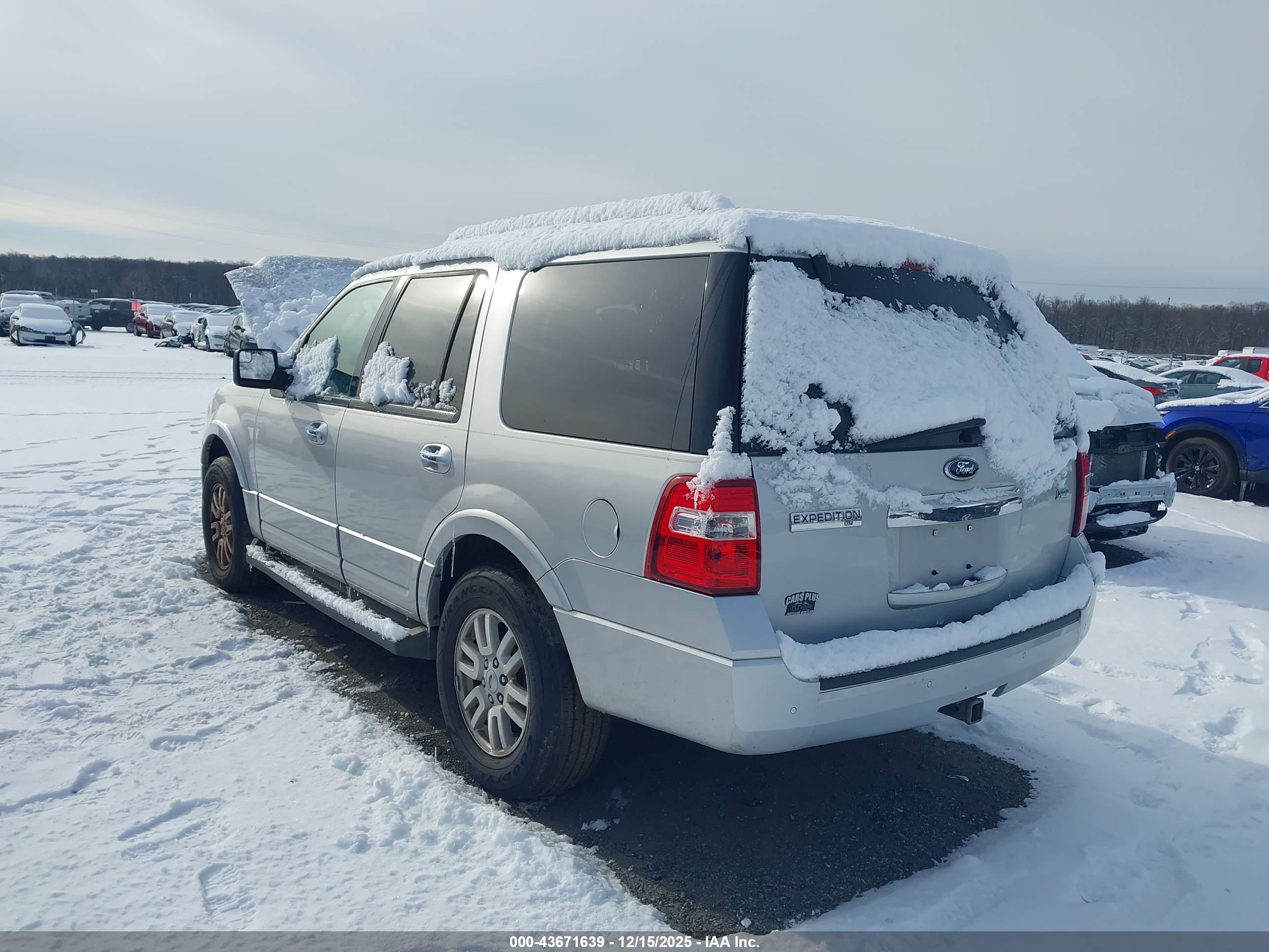 FORD EXPEDITION image 3