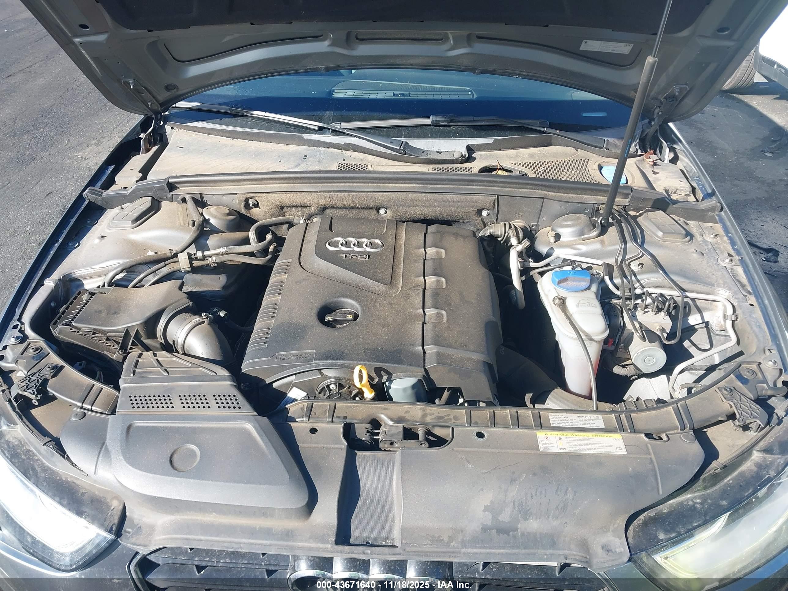 AUDI A4 image 10