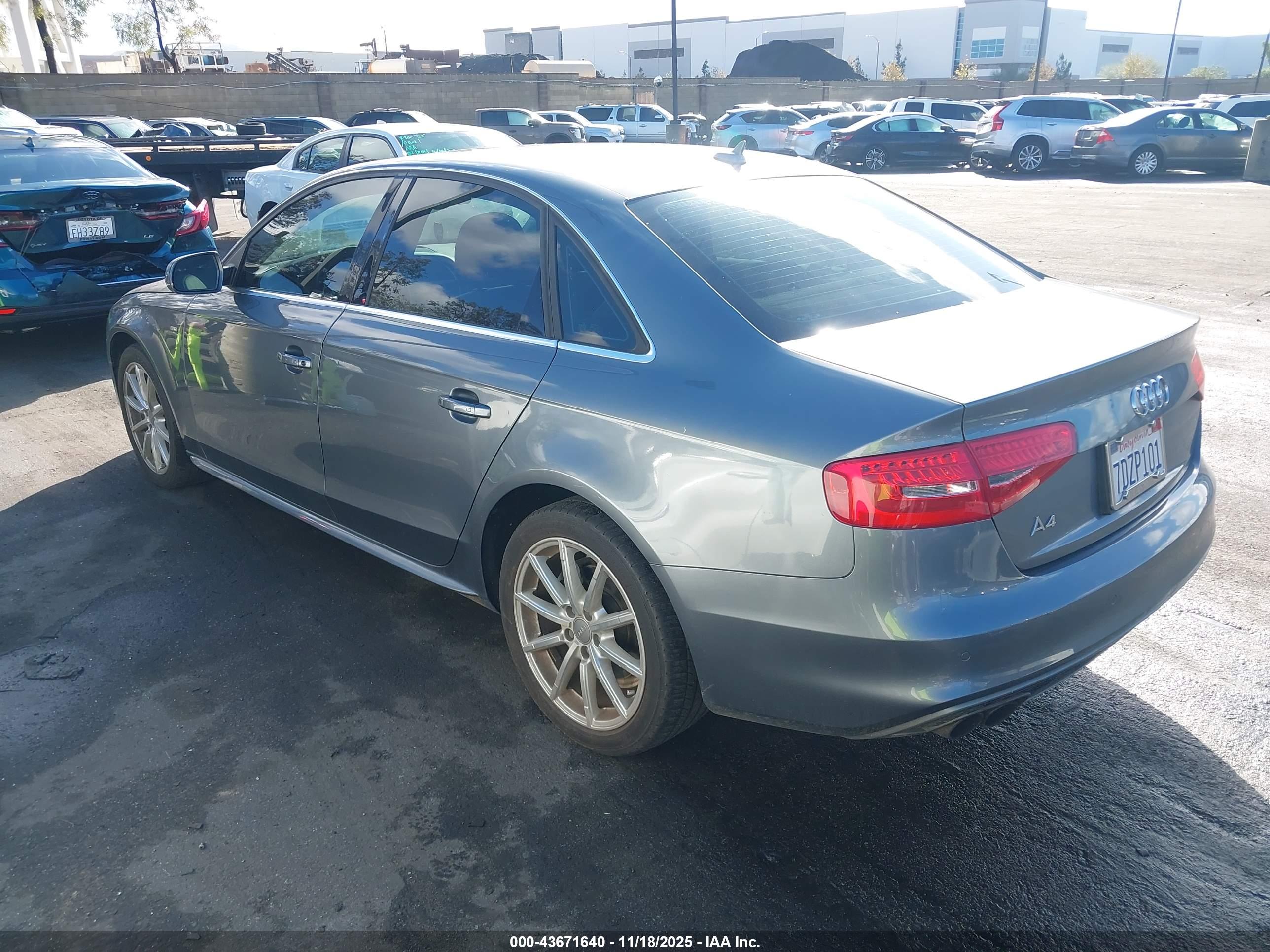 AUDI A4 image 3