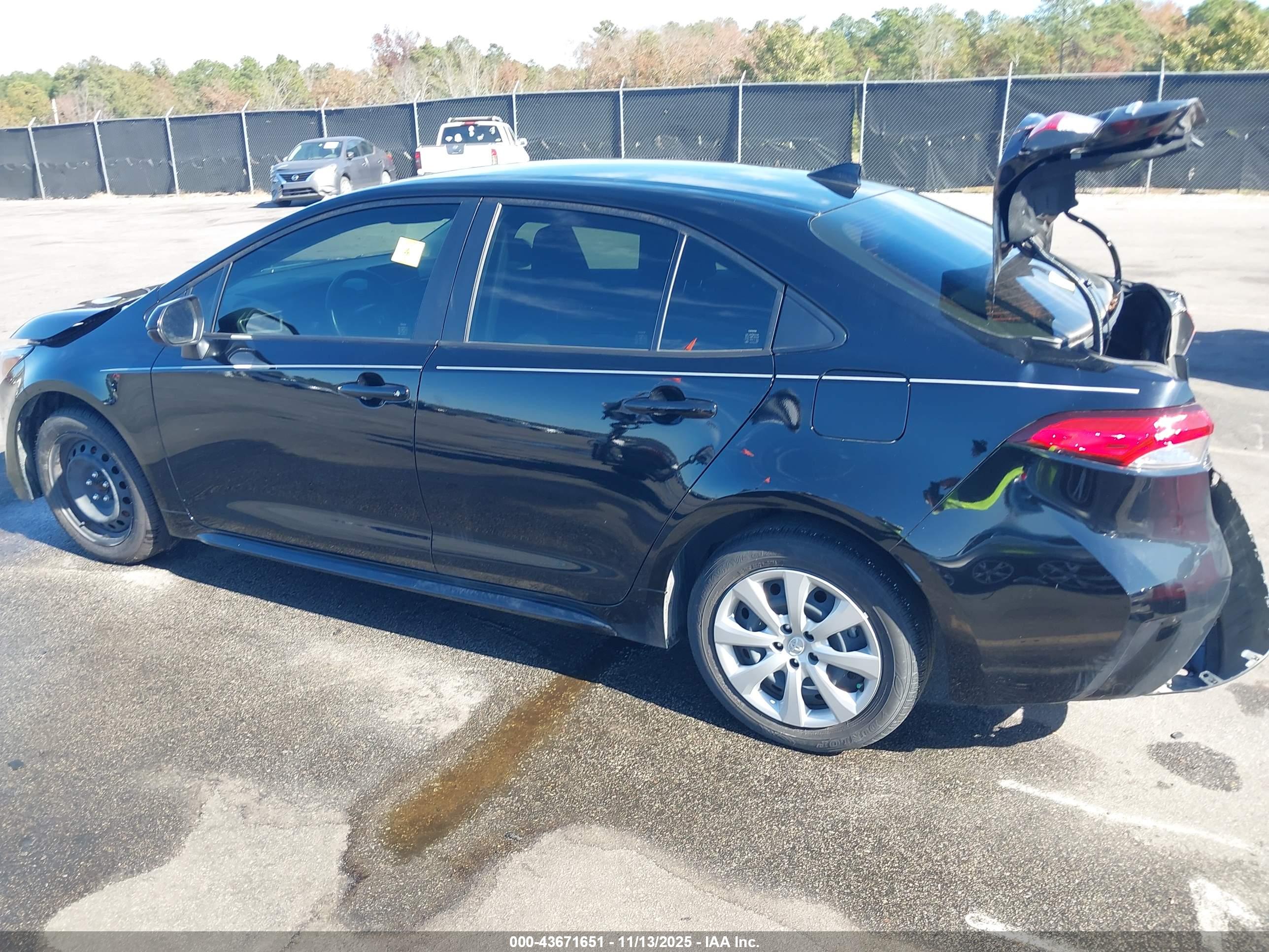TOYOTA COROLLA image 3