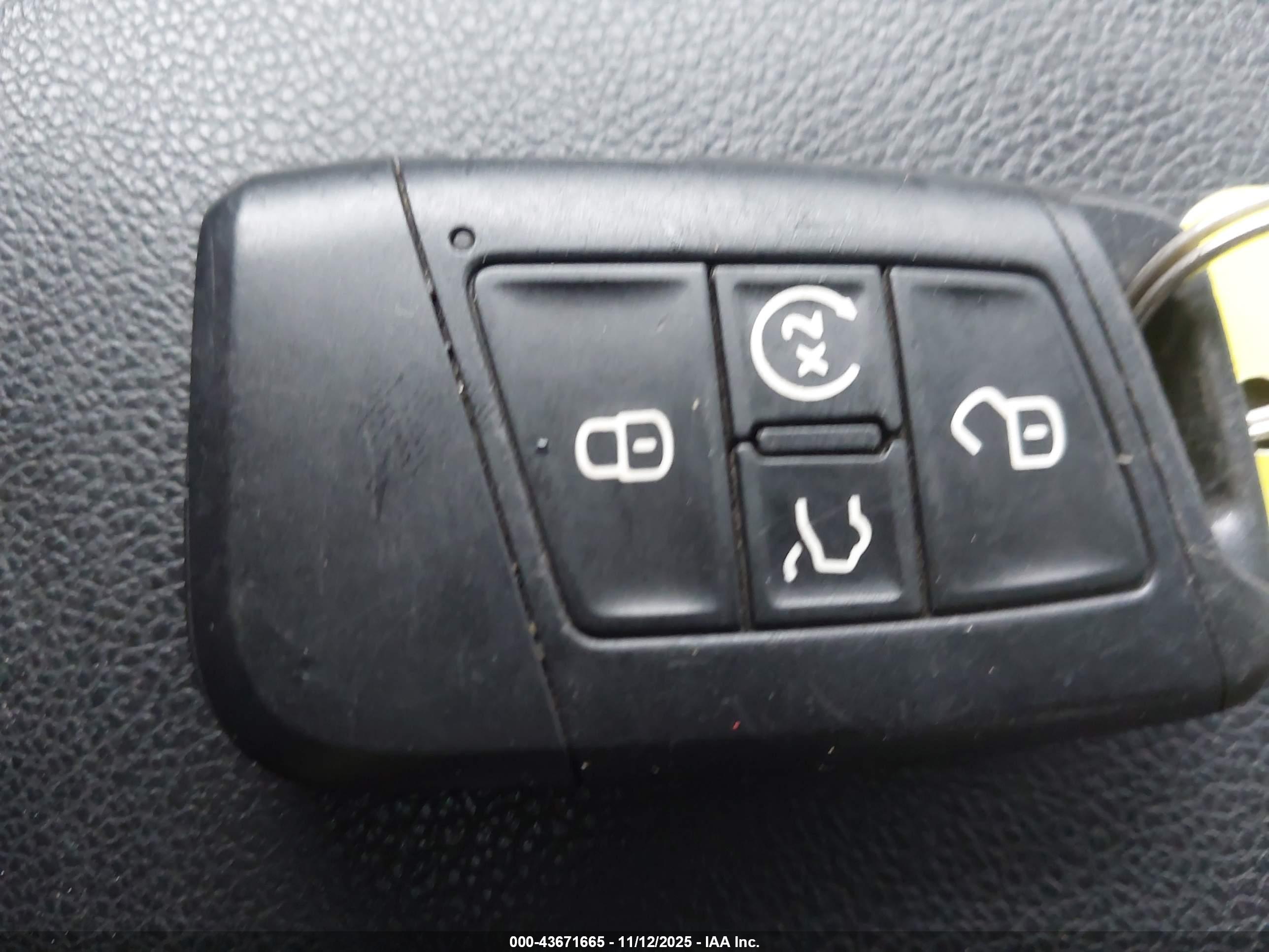VOLKSWAGEN ATLAS image 11