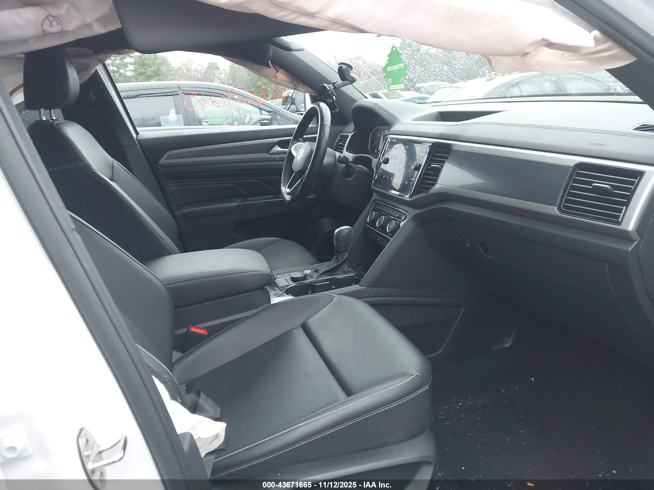 VOLKSWAGEN ATLAS image 5