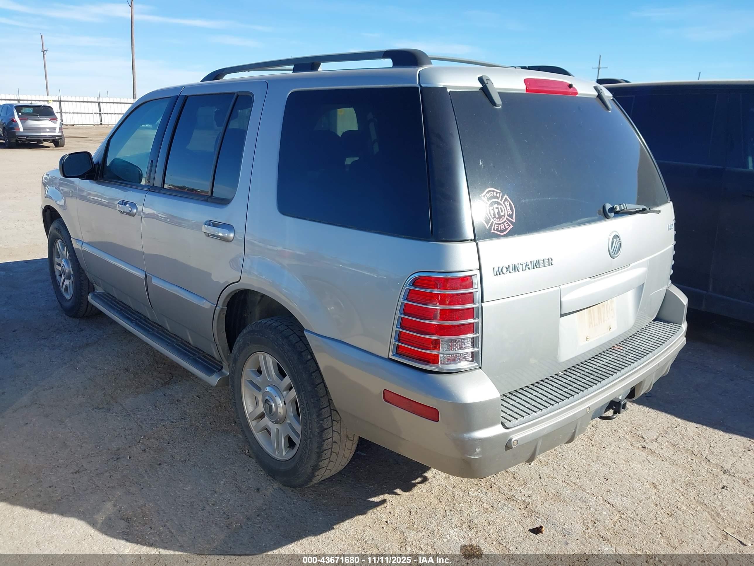 MERCURY MOUNTAINEER image 3