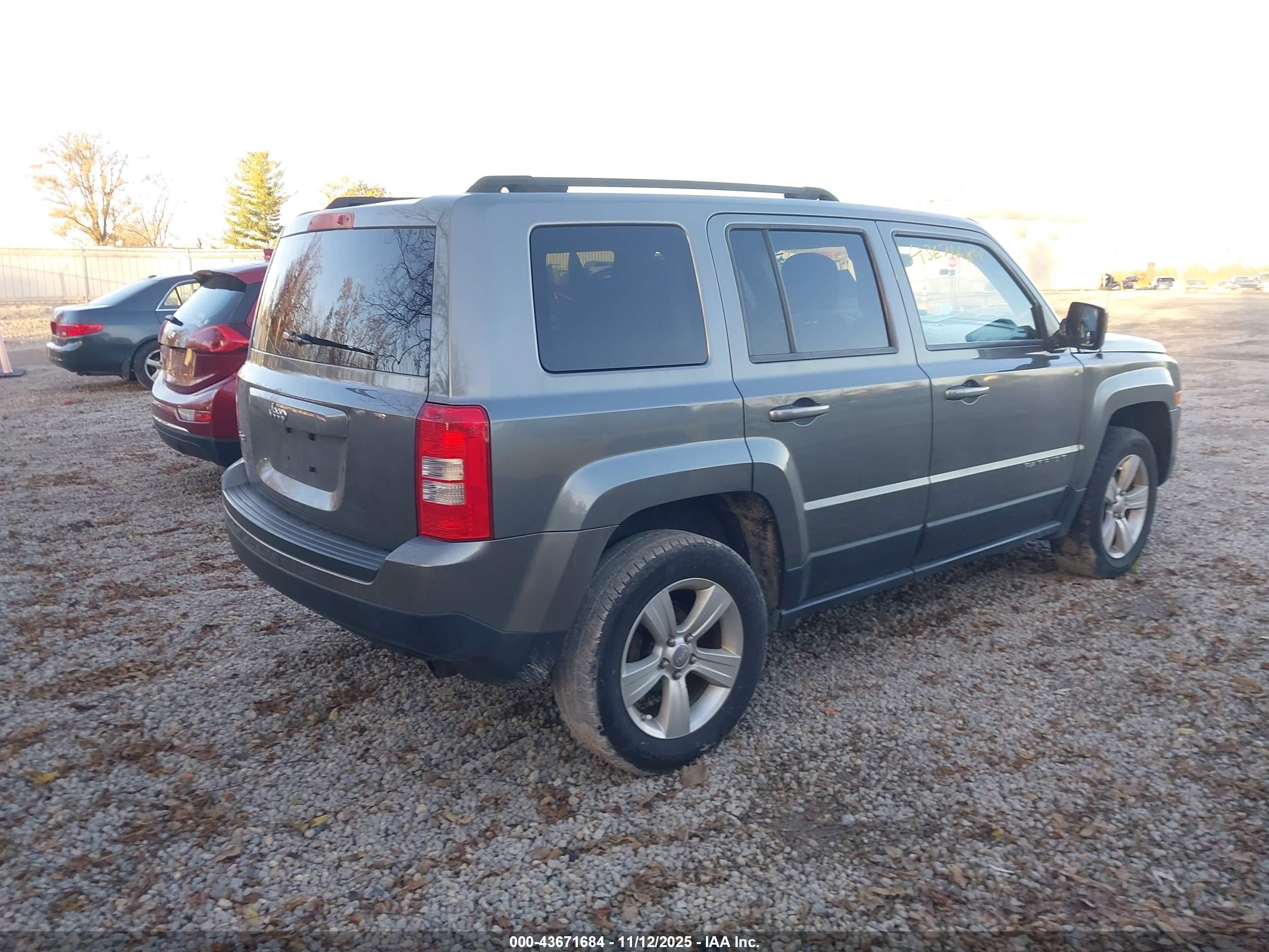 JEEP PATRIOT image 4