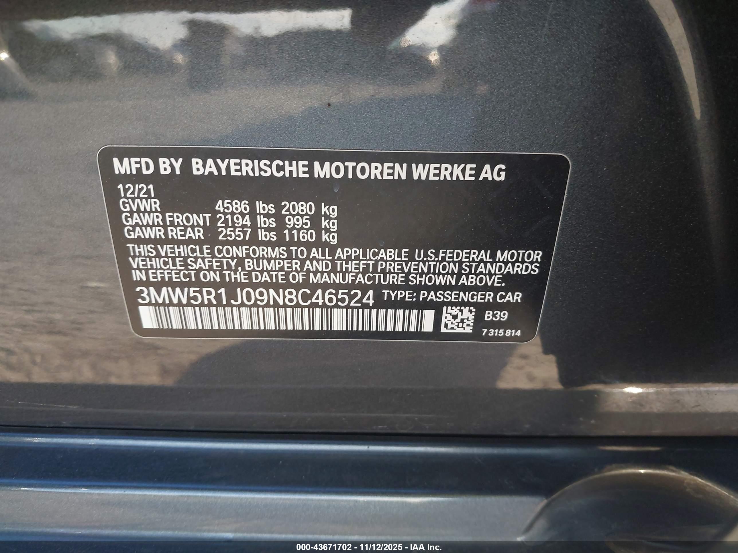 BMW 330I image 9
