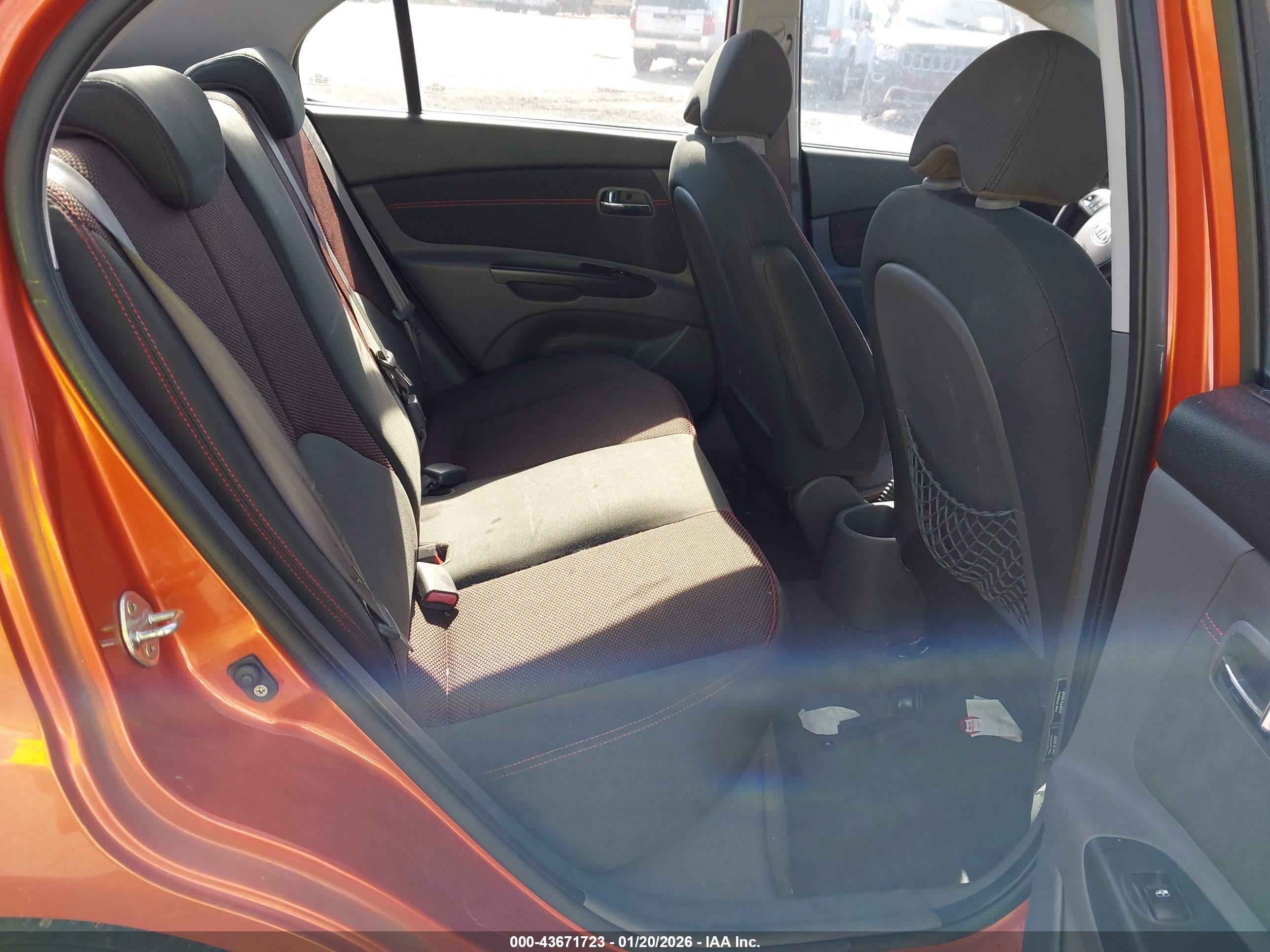 KIA RIO image 8