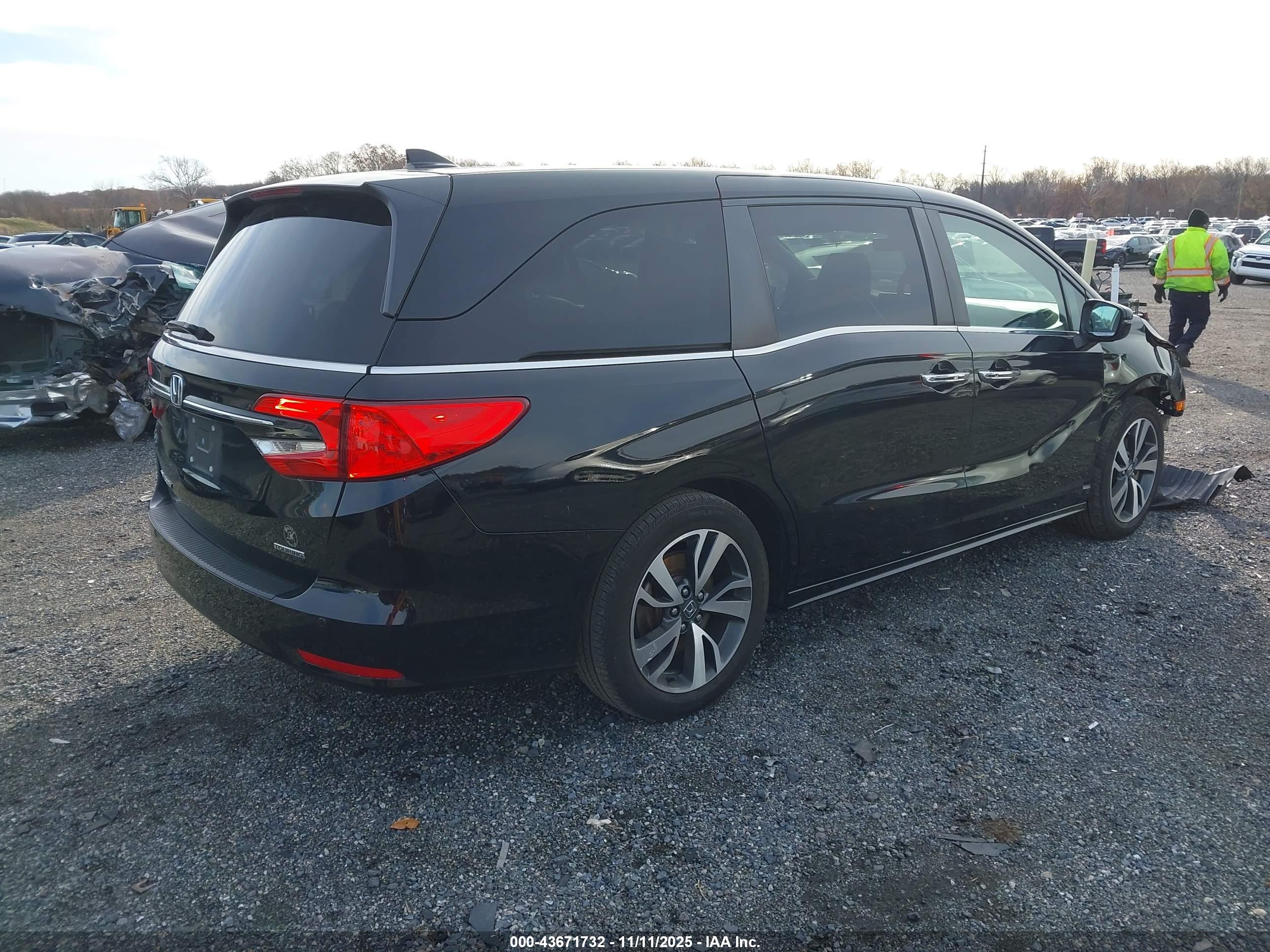 HONDA ODYSSEY image 4