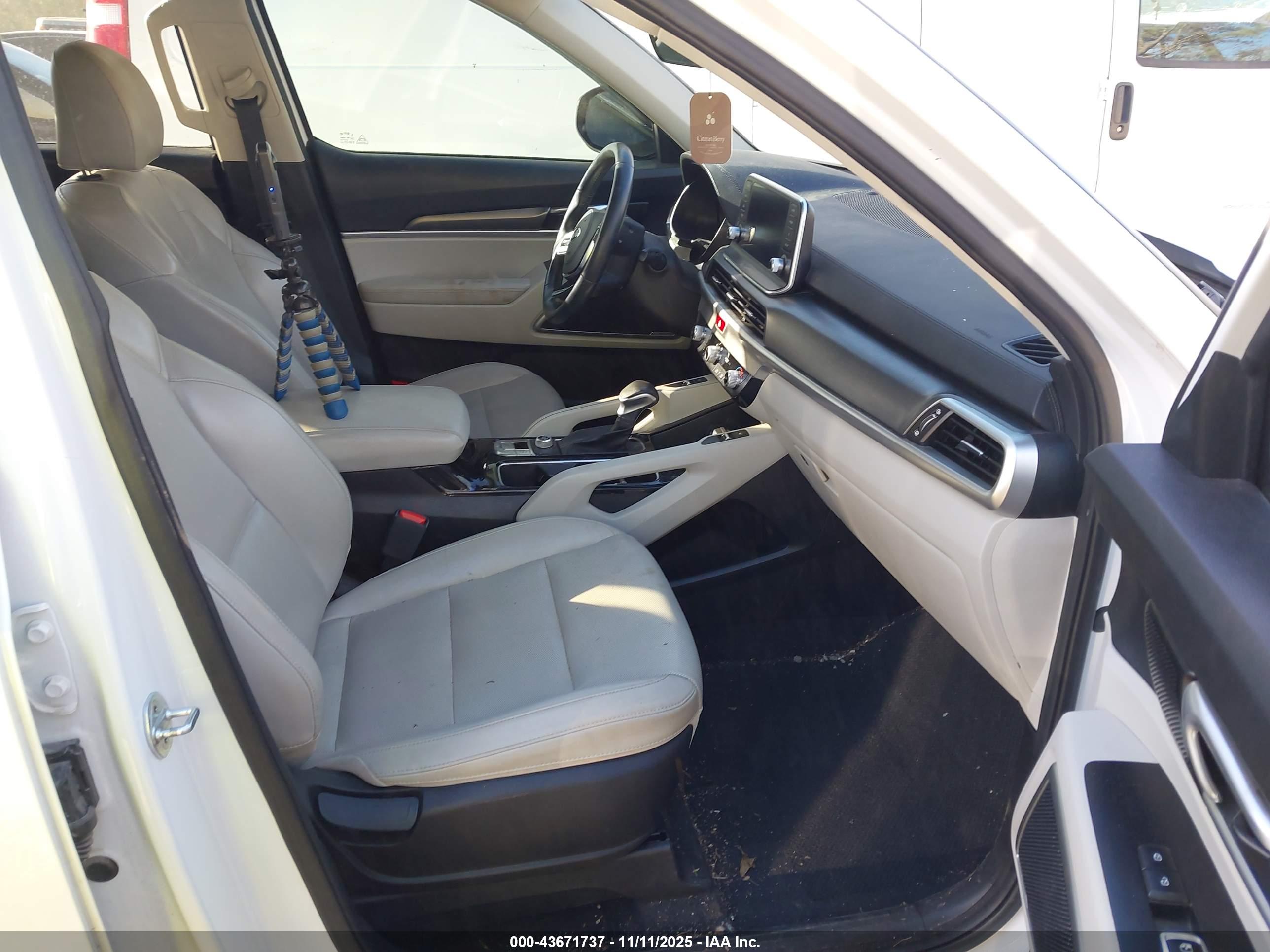 KIA TELLURIDE image 5