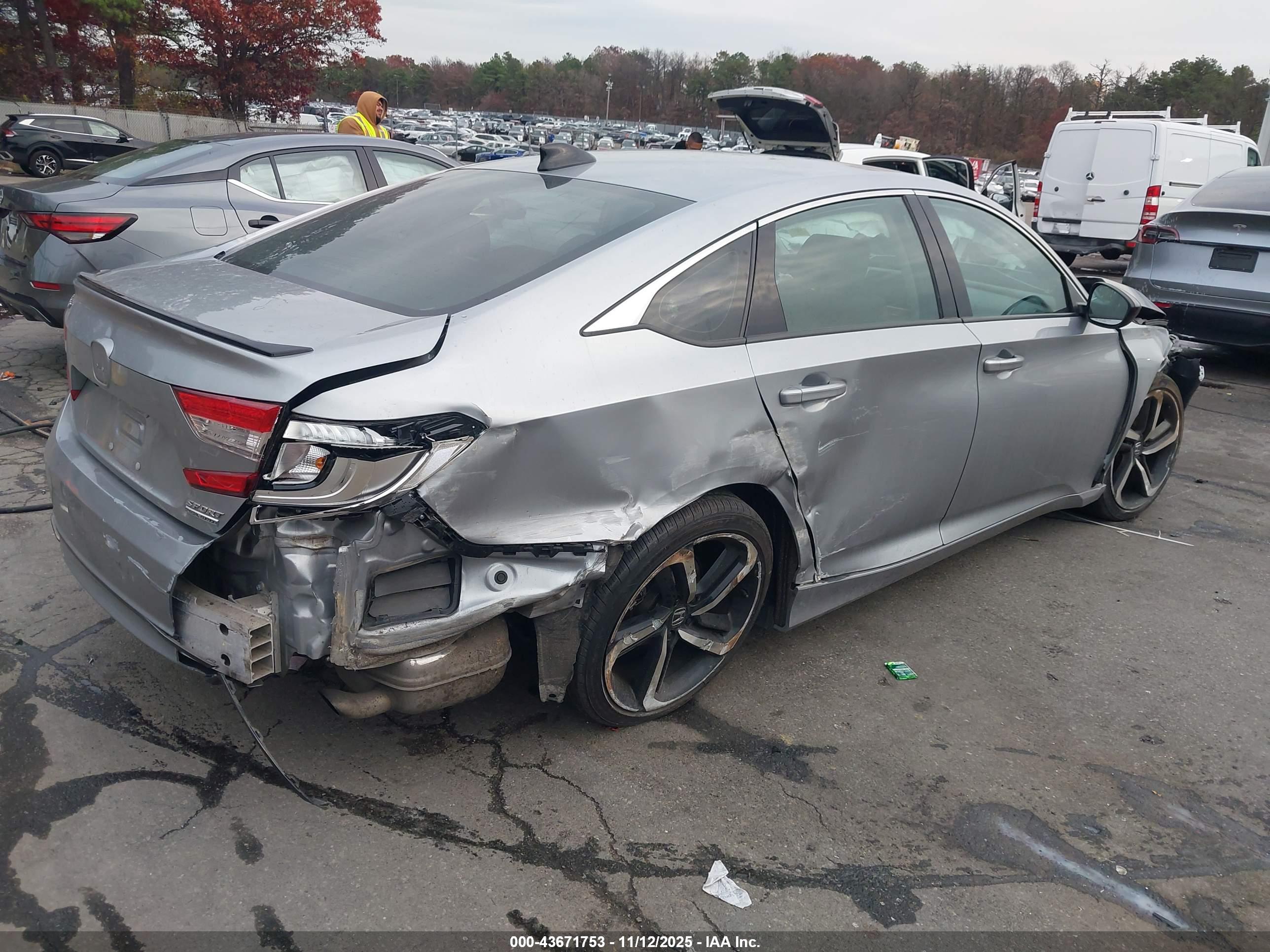 HONDA ACCORD image 4