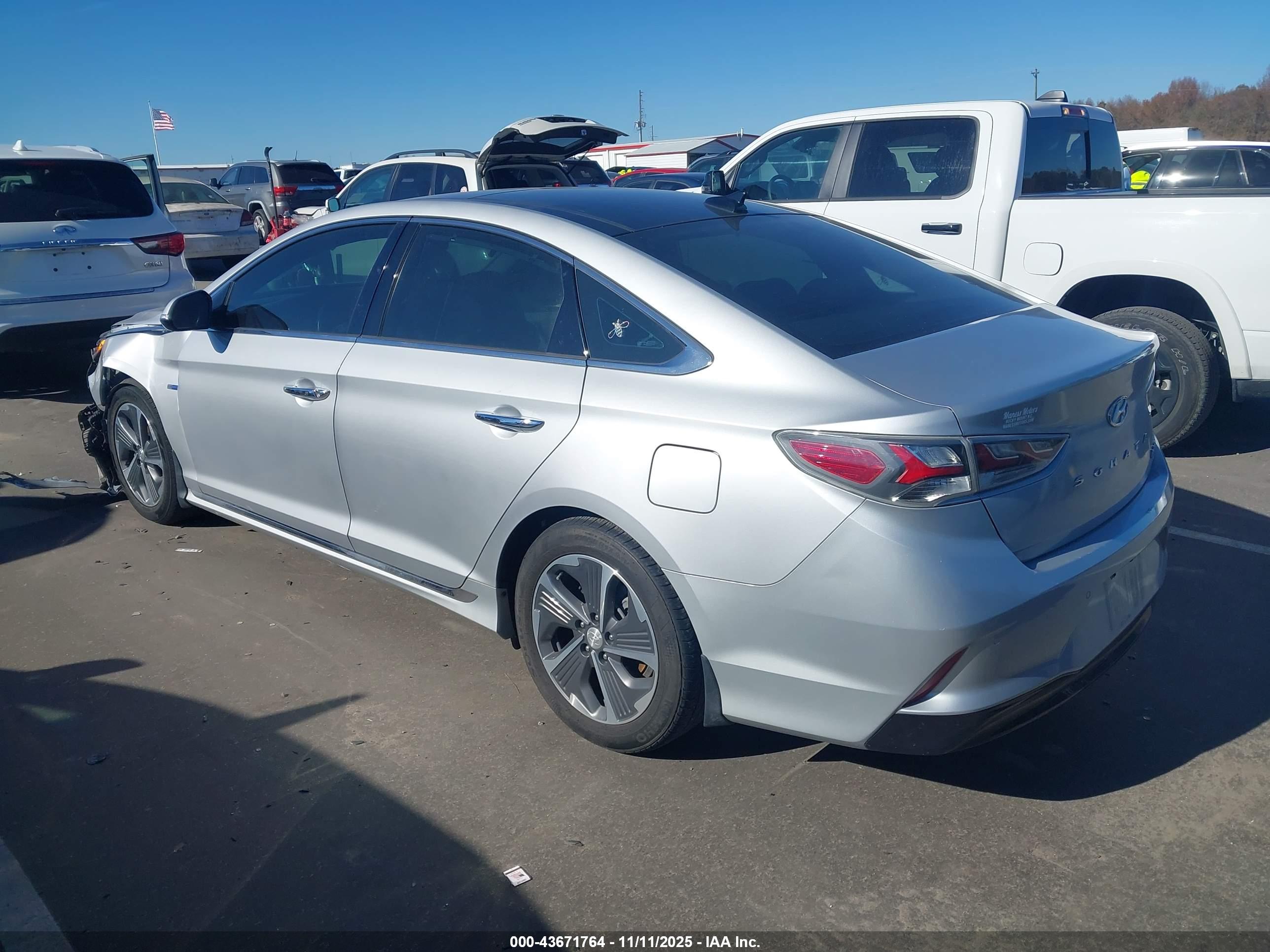 HYUNDAI SONATA image 3