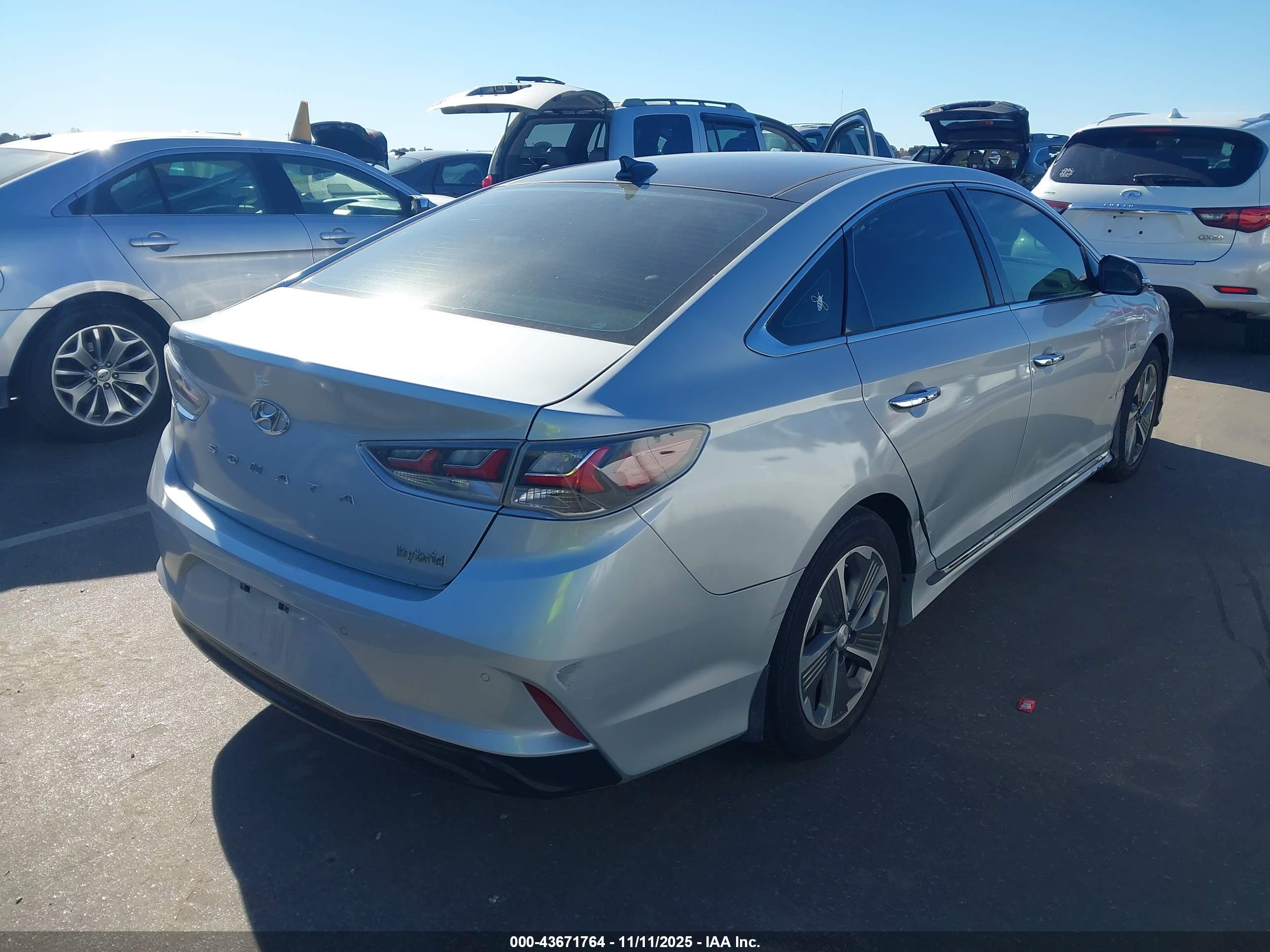 HYUNDAI SONATA image 4