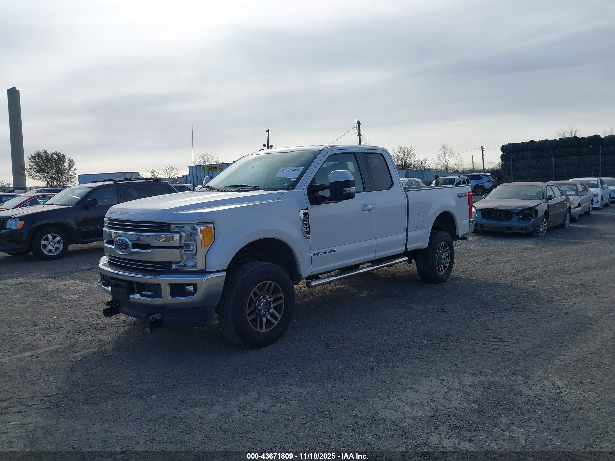 FORD F-350 image 2