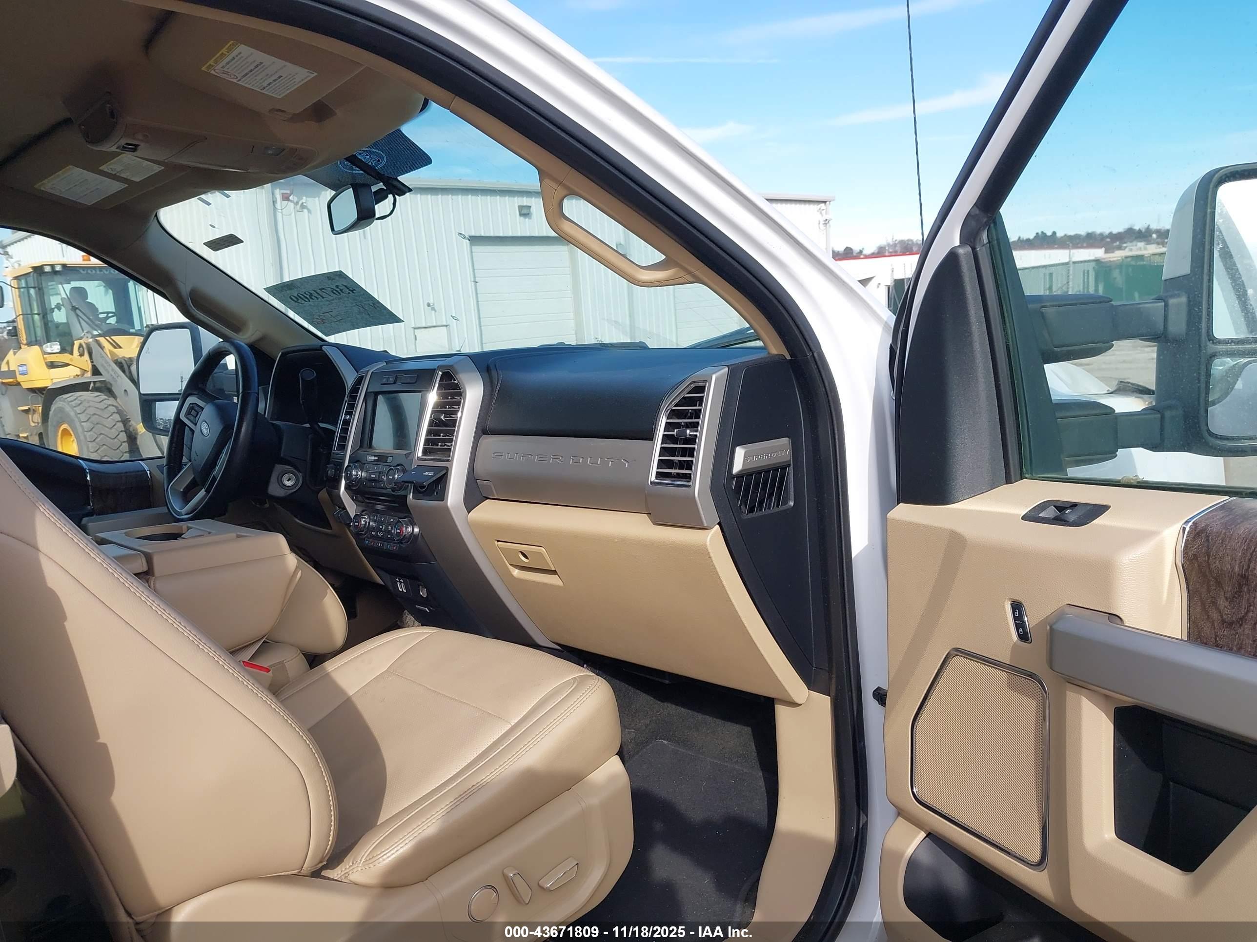 FORD F-350 image 5