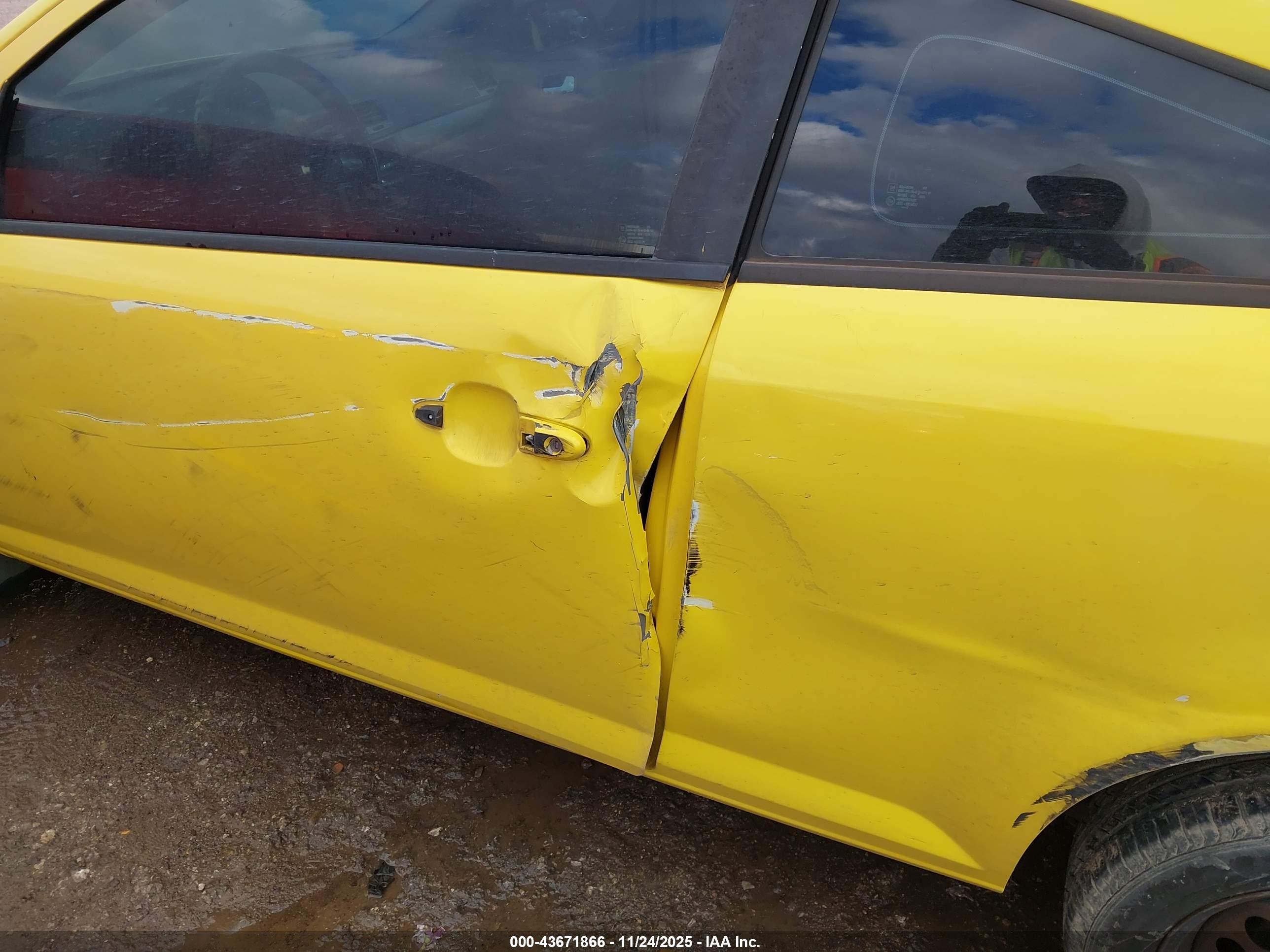 CHEVROLET COBALT image 6